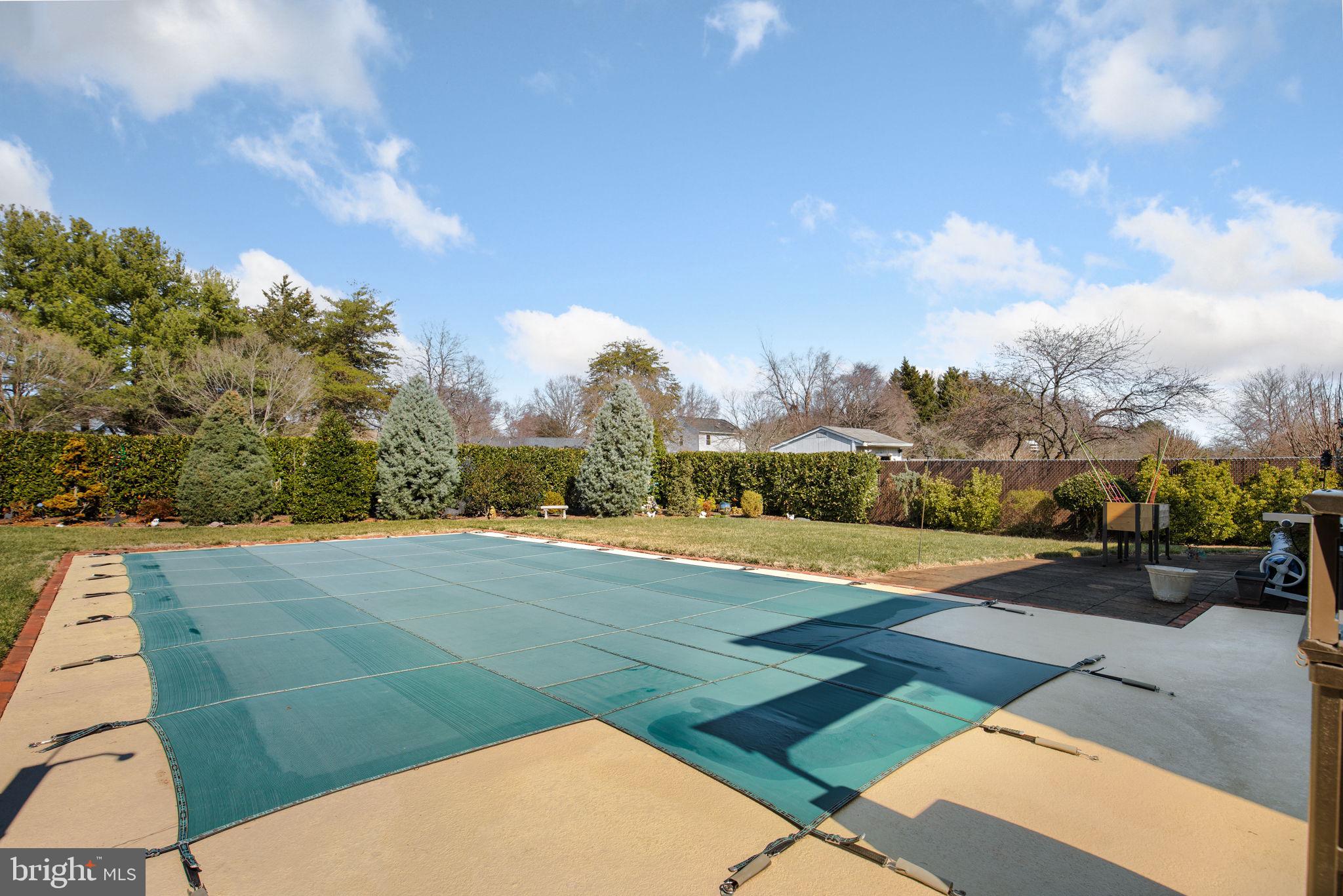 CEDAR CREST - Residential