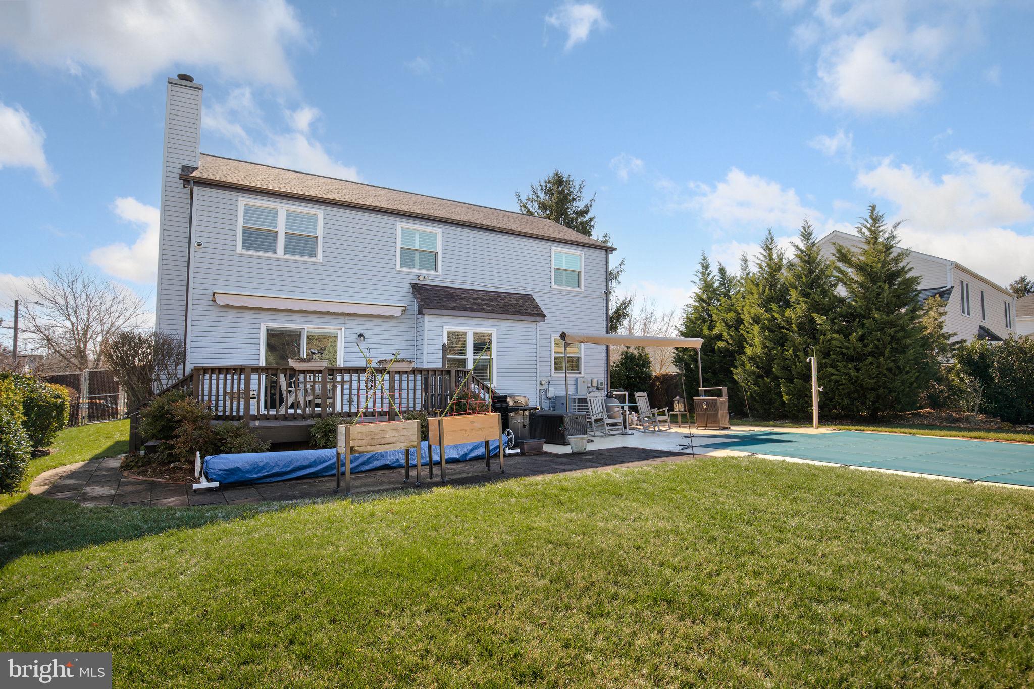 CEDAR CREST - Residential