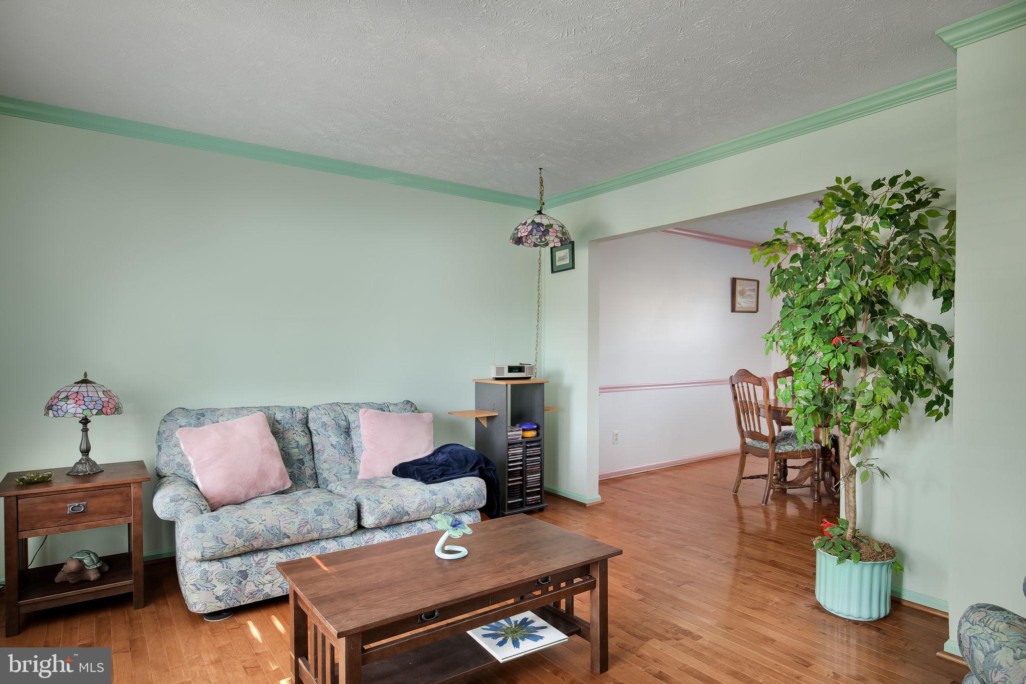 CEDAR CREST - Residential