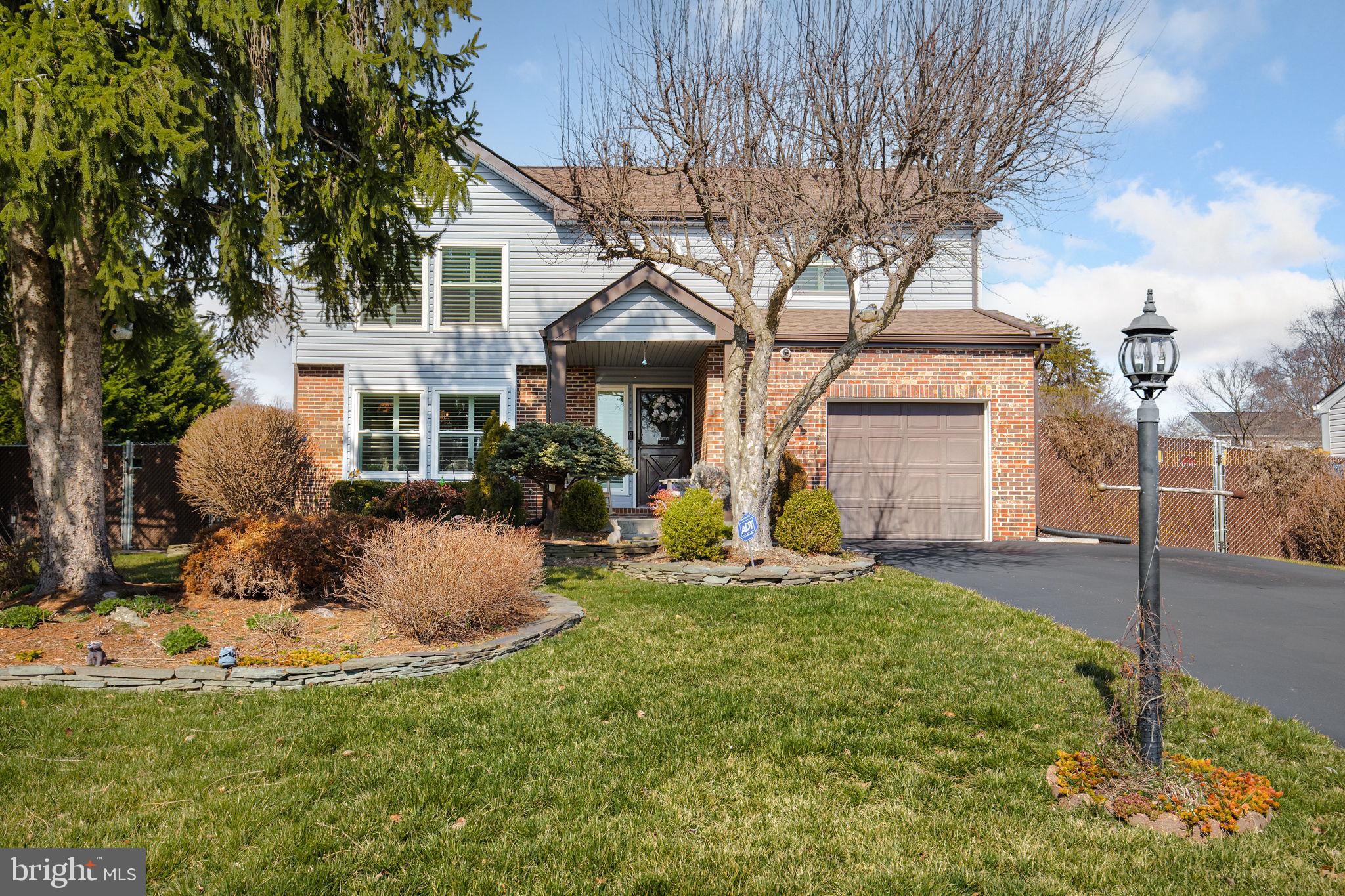 CEDAR CREST - Residential