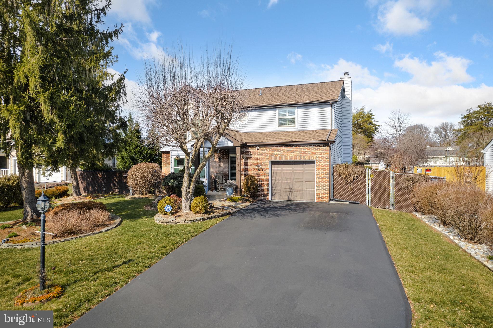 CEDAR CREST - Residential