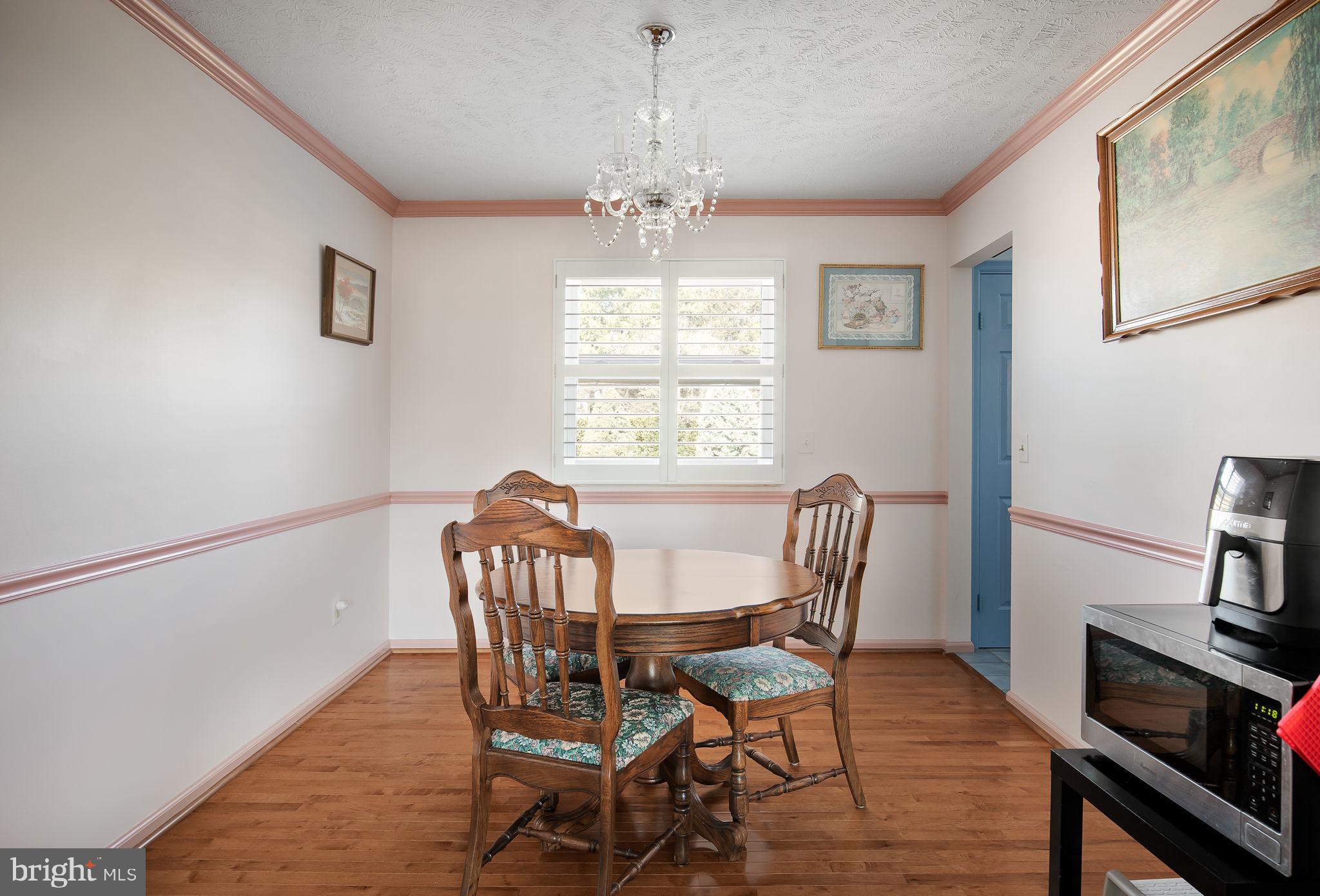 CEDAR CREST - Residential