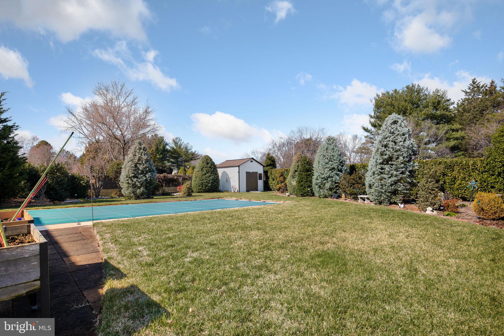 CEDAR CREST - Residential