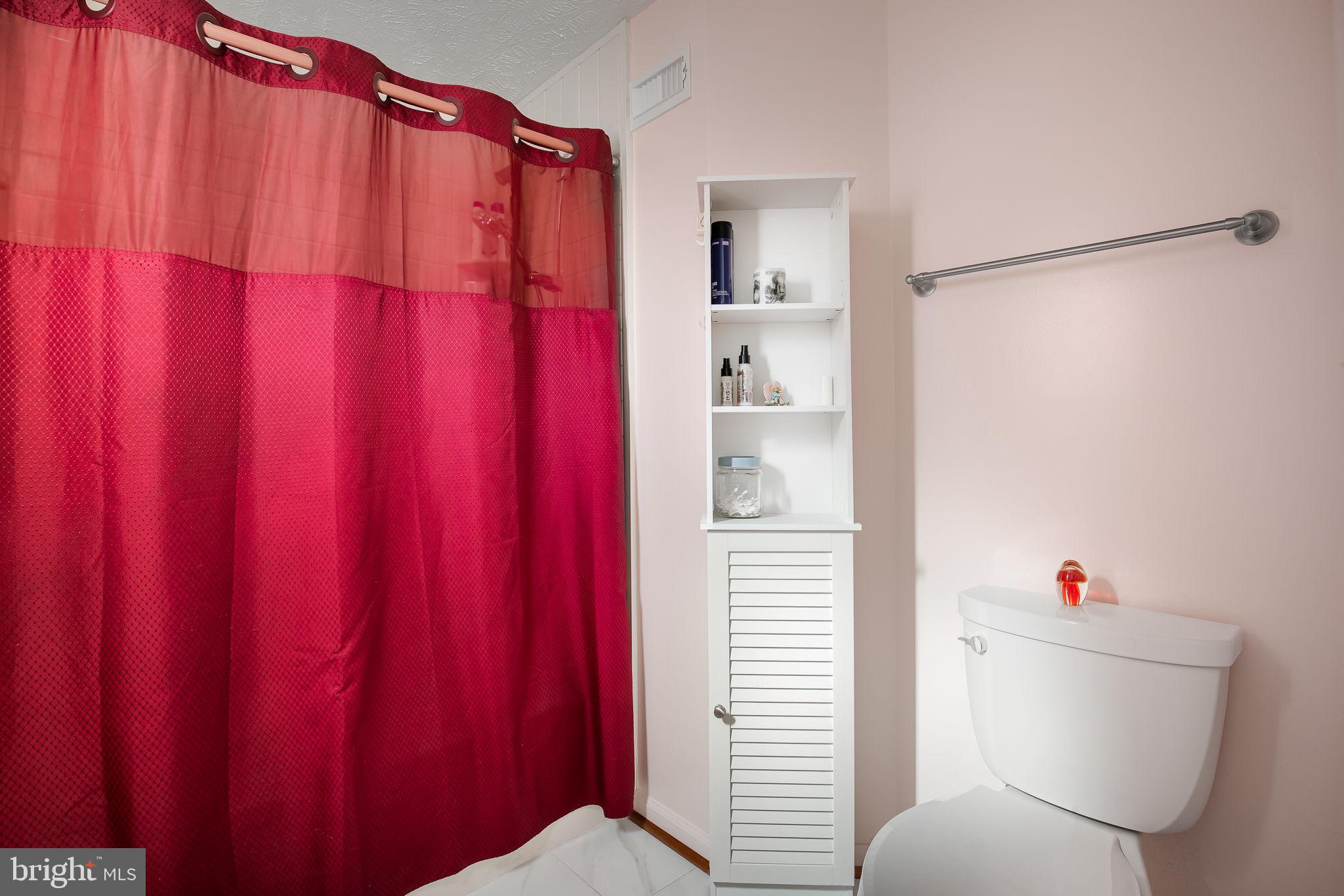 CEDAR CREST - Residential