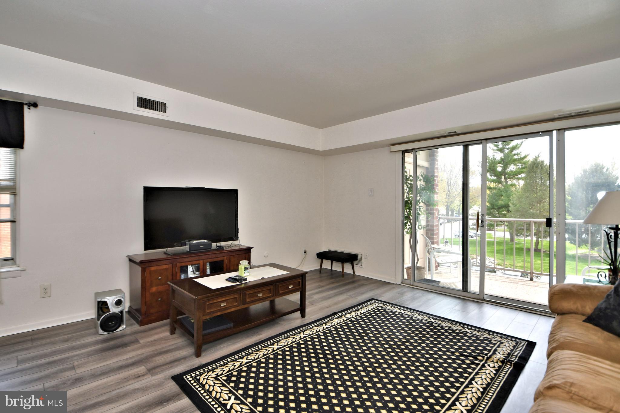 GLENHARDIE CONDOS - Residential