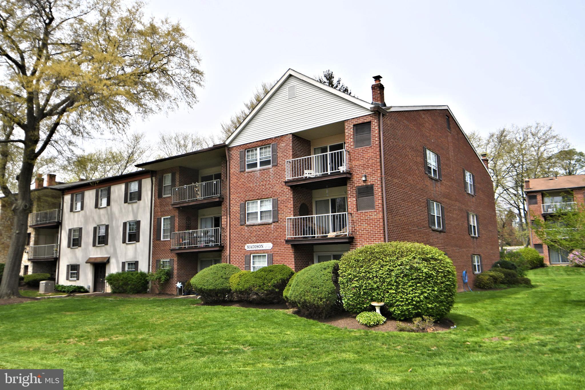 GLENHARDIE CONDOS - Residential