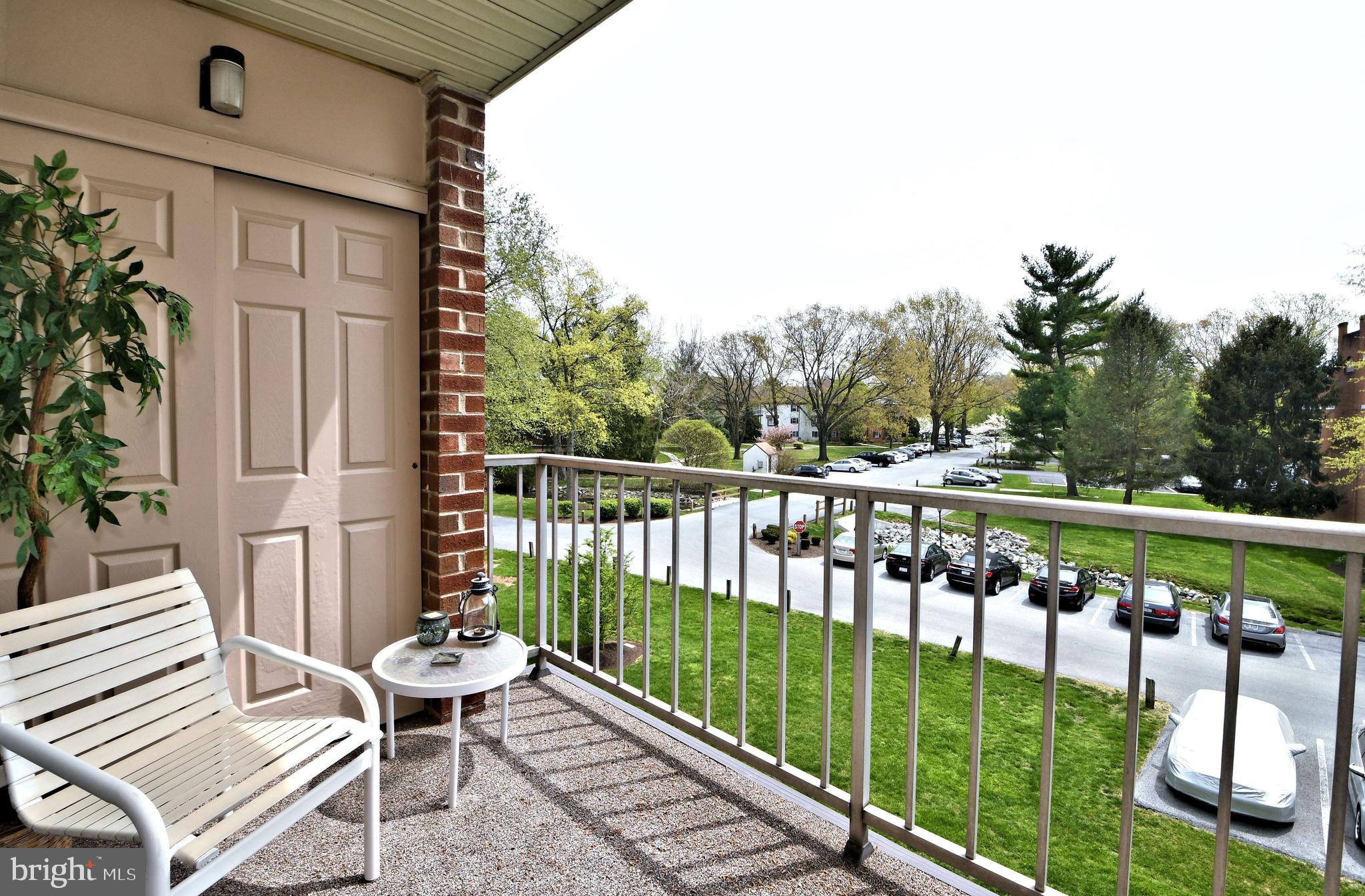 GLENHARDIE CONDOS - Residential