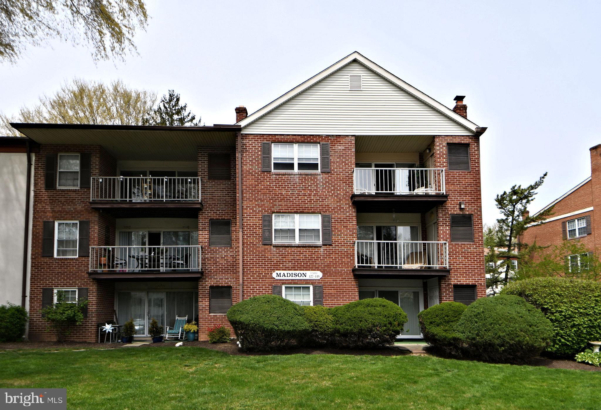 GLENHARDIE CONDOS - Residential