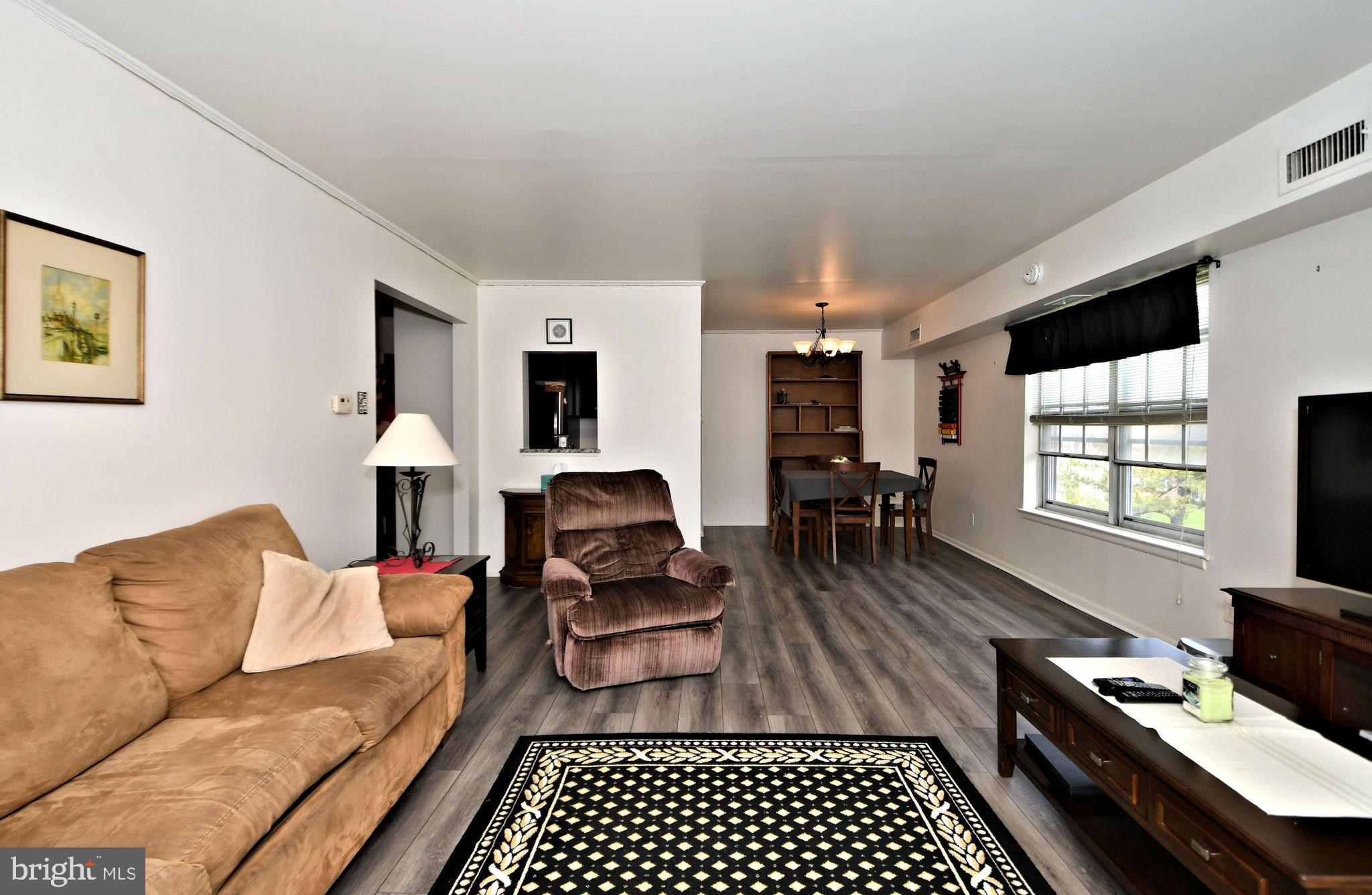 GLENHARDIE CONDOS - Residential