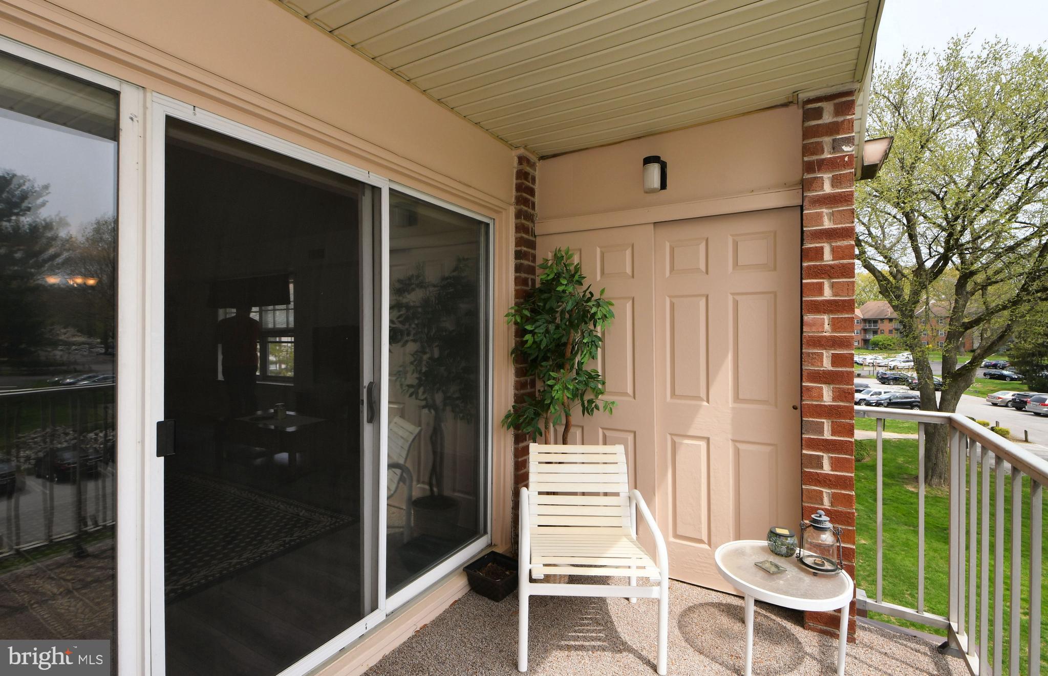 GLENHARDIE CONDOS - Residential