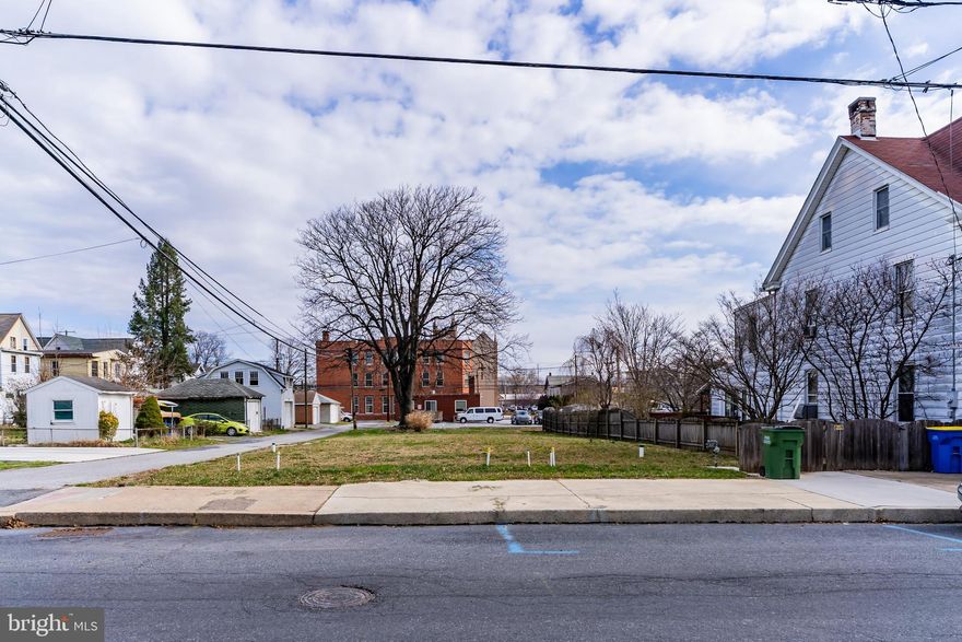 Zoned Mixed-Use! This zoning allows for Multi-Family, Two-Family (Duplex), Townhome, Single Family, and limited commercial (Office, Medical, Daycare, Etc). This is a perfect/rare opportunity for investors and/or anyone looking to build a new property/home within popular New Cumberland Boro and West Shore Schools. Conveniently located to downtown New Cumberland Boro, Restaurants, Parks, Shopping, Giants Grocery store, and more! Land includes 3 parcels for a total of 0.15 acres. Access to public water/sewer and gas. A Must-See!!