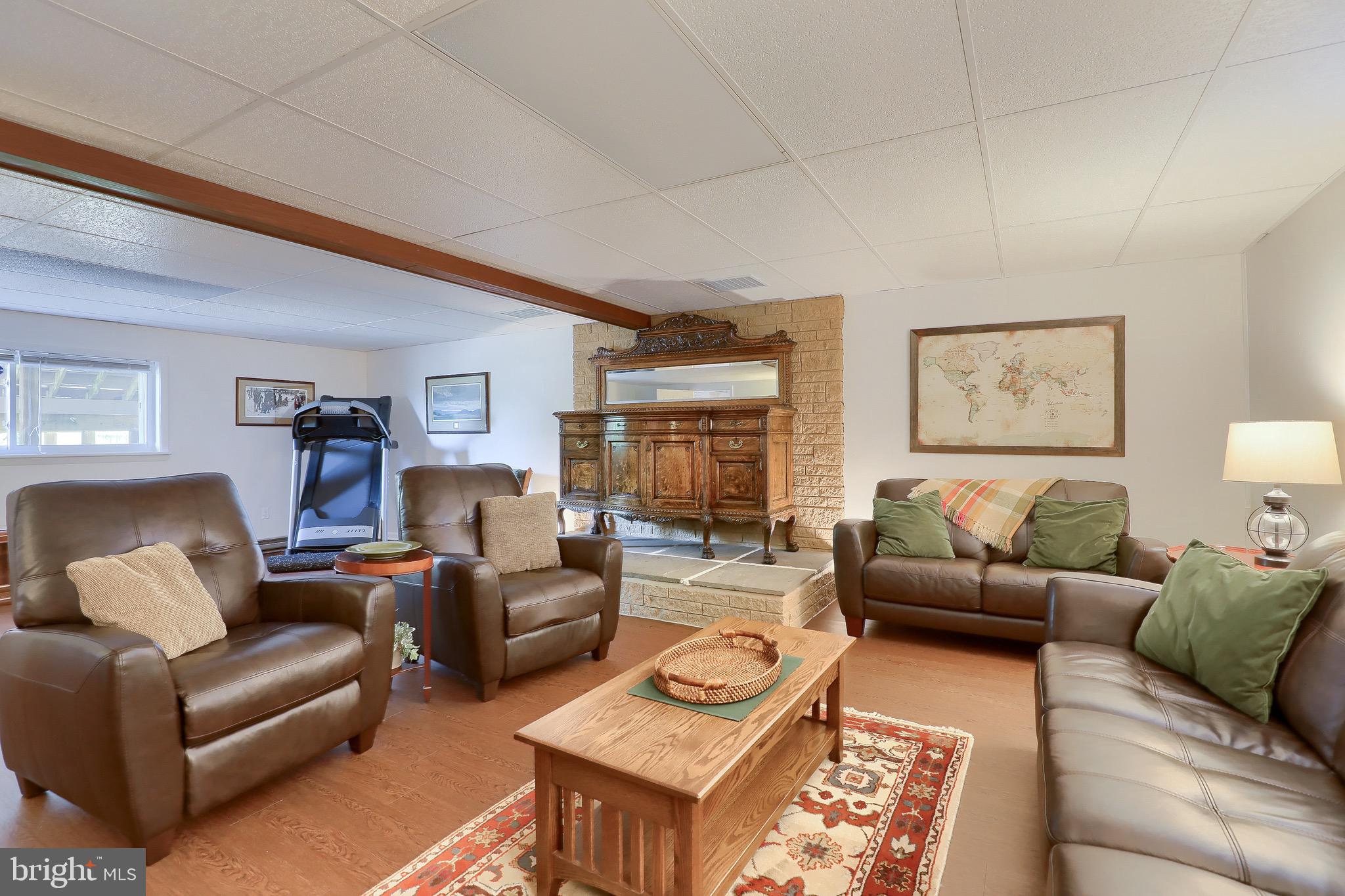 LINCOLN HEIGHTS - Residential