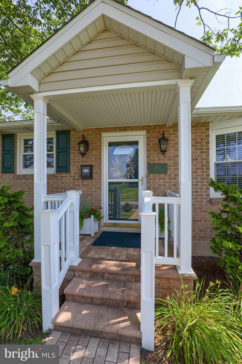 LINCOLN HEIGHTS - Residential