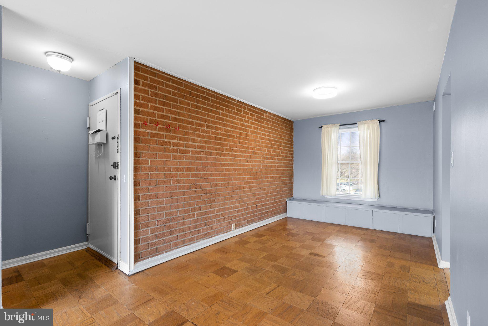 WESTCHESTER PARK - Residential