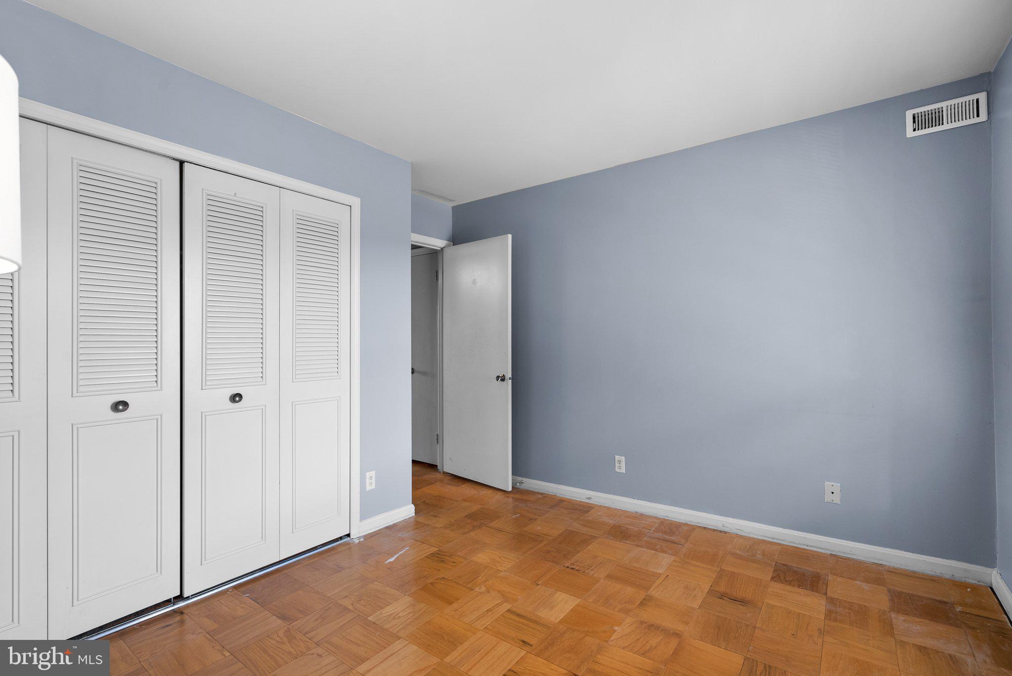 WESTCHESTER PARK - Residential