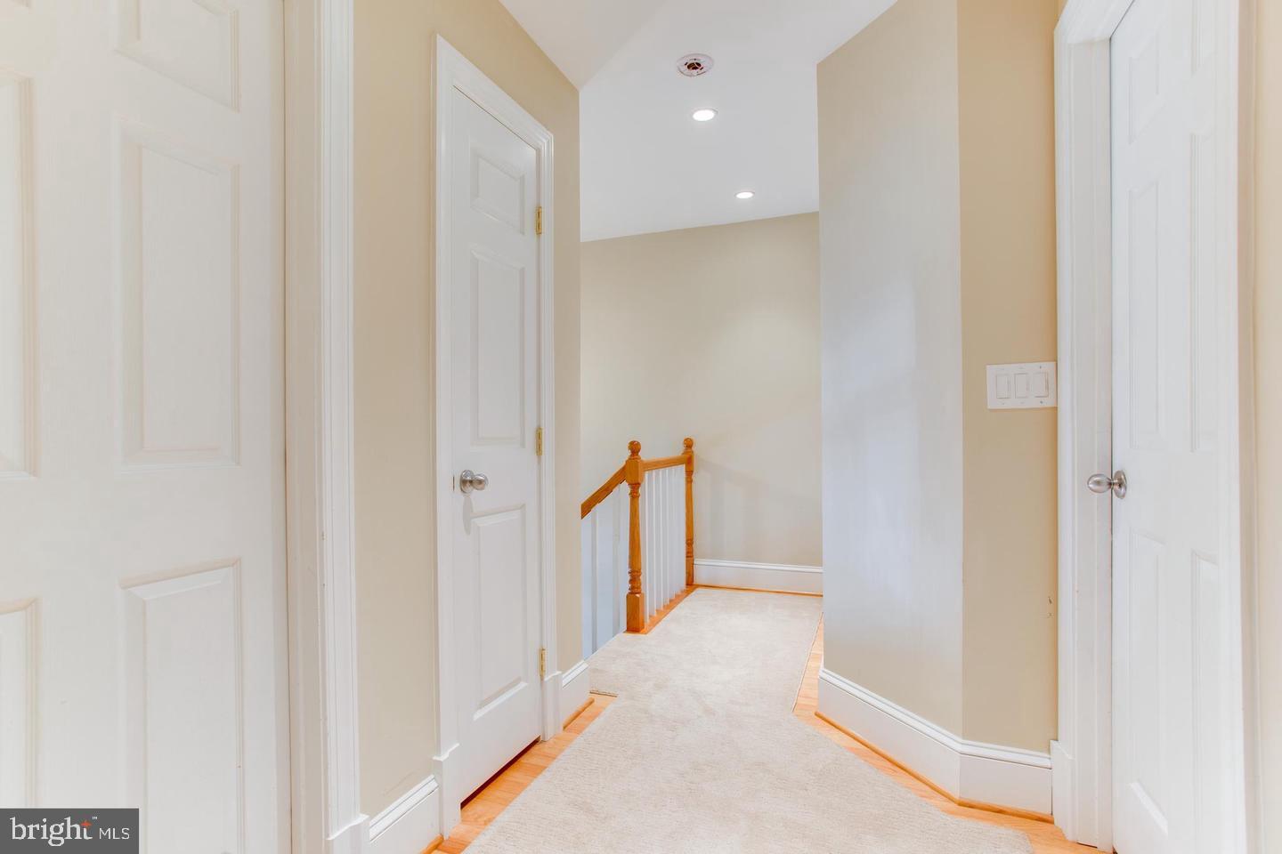 GLEN COVE - Residential Lease