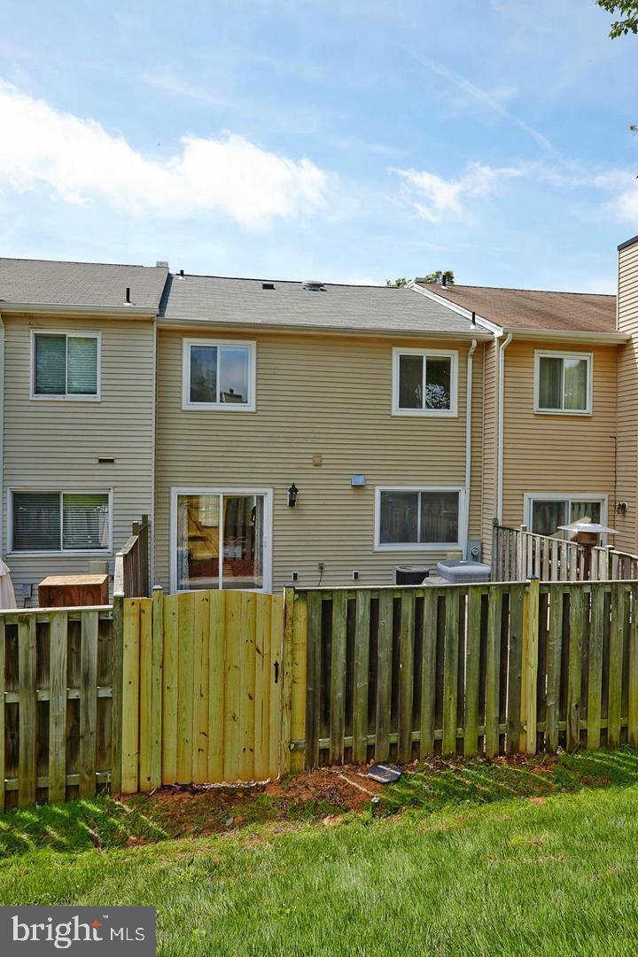 GLEN COVE - Residential Lease