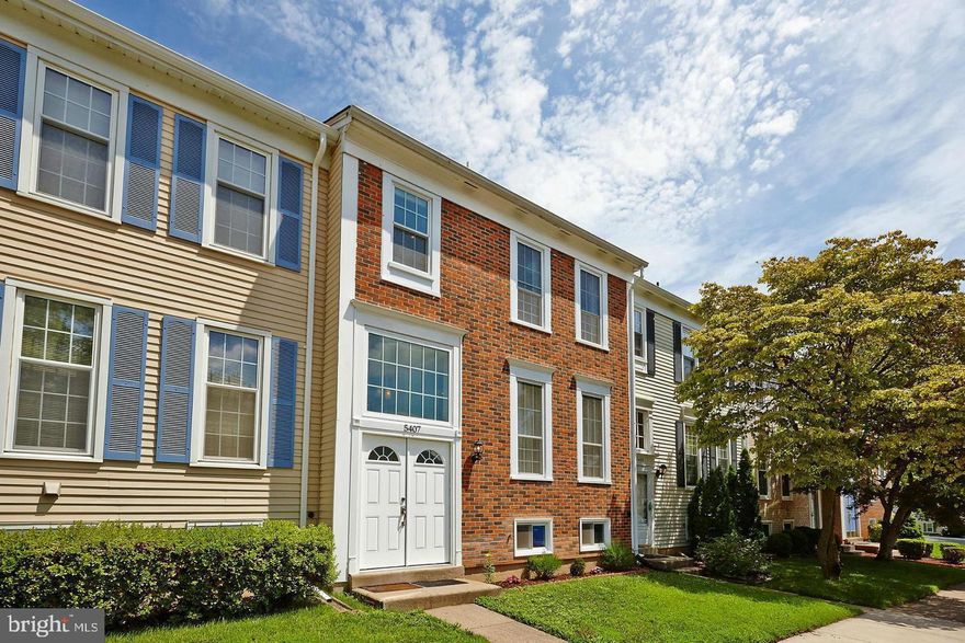Experience the pinnacle of Glen Cove living in this lavish 3+ level townhouse - the largest model in the subdivision! Boasting 4 Bedrooms, 3.5 Bathrooms, 9-foot ceilings, and recessed lighting, this spacious home offers over 2,200+ square feet of open space. Indulge in the gourmet Kitchen with granite countertops, stainless steel appliances, and a butler's pantry, while the dining area with sliders opens to a private rear yard. Retreat to the luxurious master suite with a custom en-suite bathroom featuring his/her sinks. The finished lower level with a bedroom and full bath provides flexible living space for any lifestyle. Enjoy outdoor entertainment in the fully fenced-in yard and take advantage of the prime location just minutes away from everything. Don't miss this incredible rental opportunity that combines luxury and convenience!