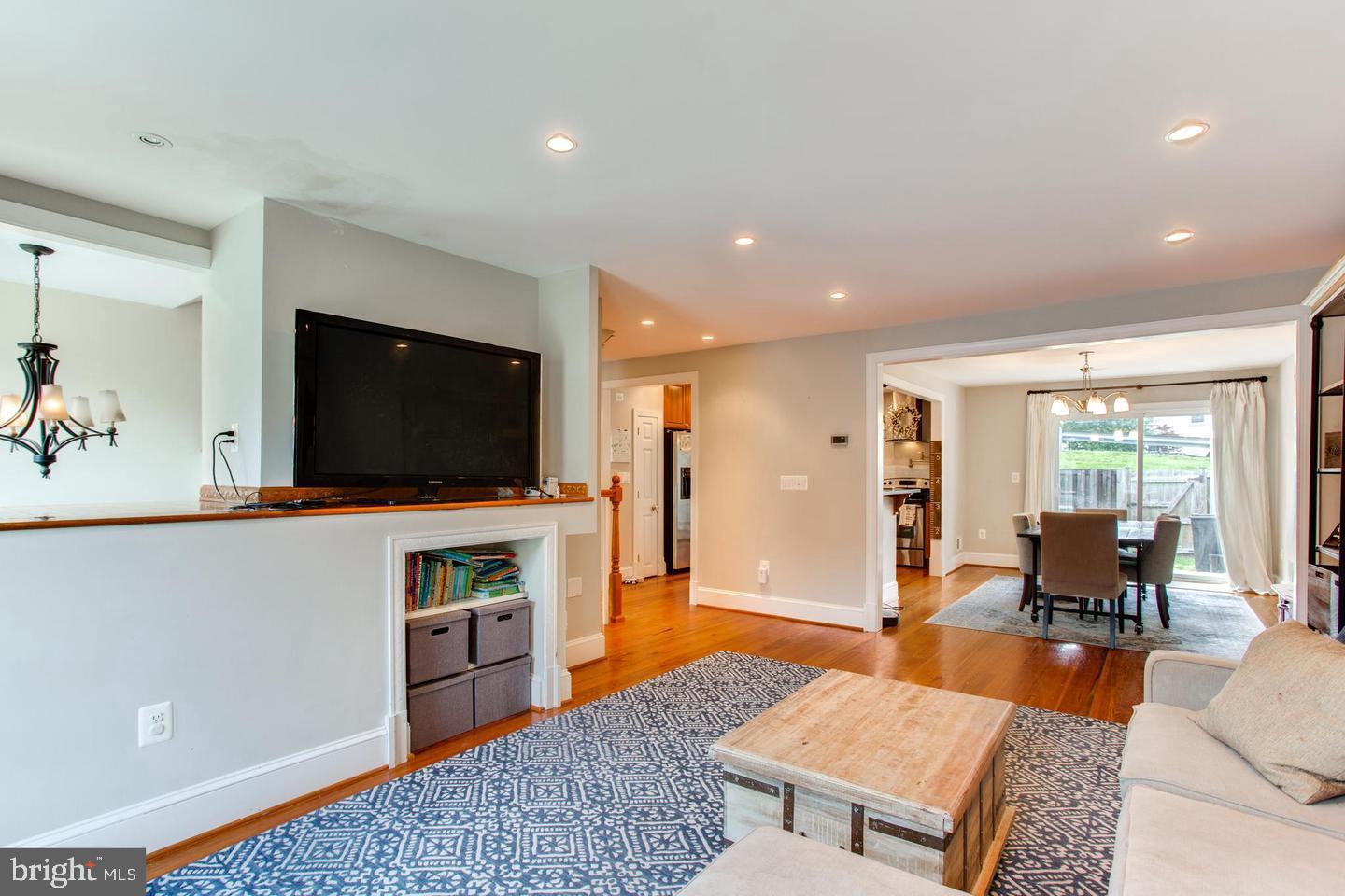 GLEN COVE - Residential Lease