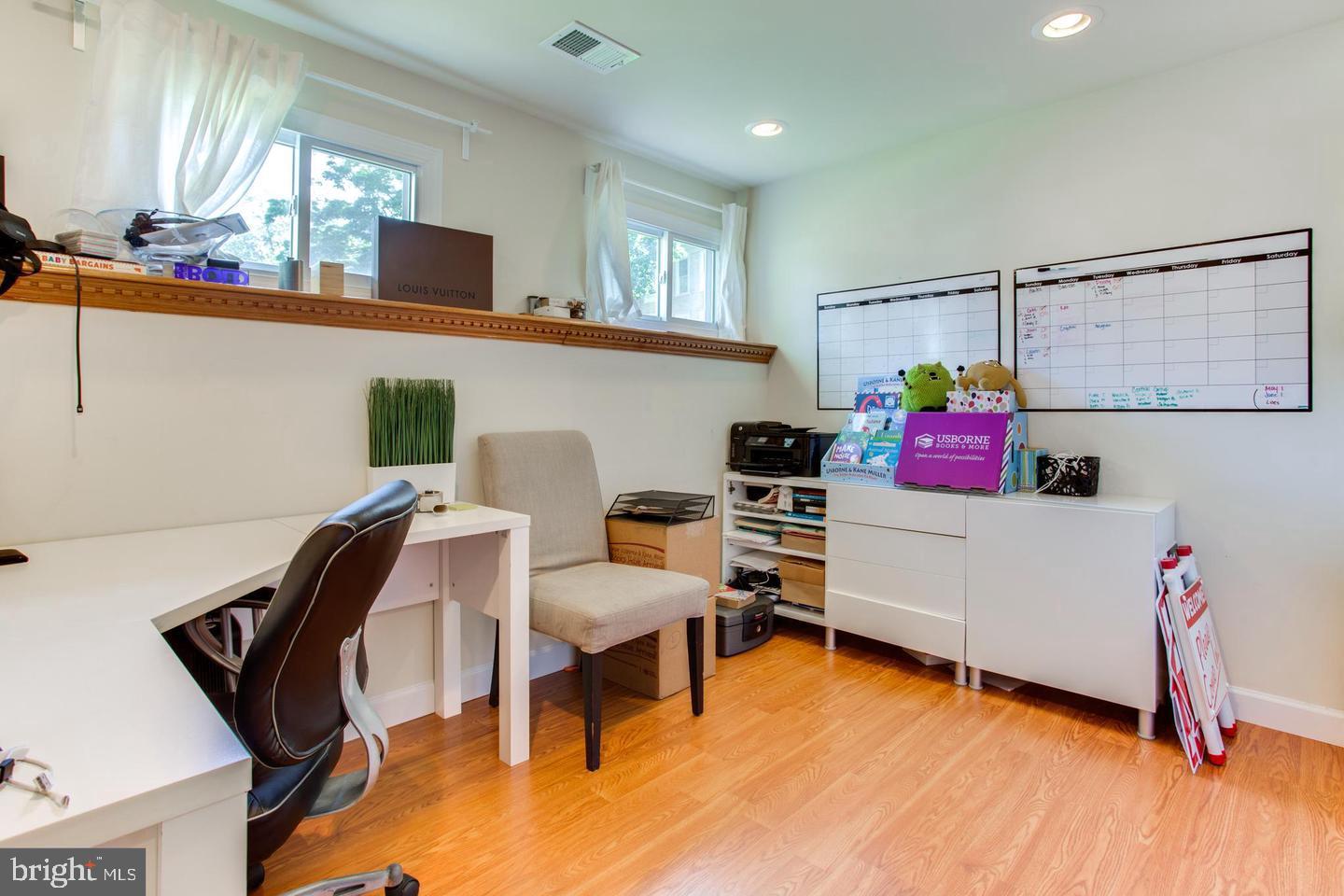 GLEN COVE - Residential Lease