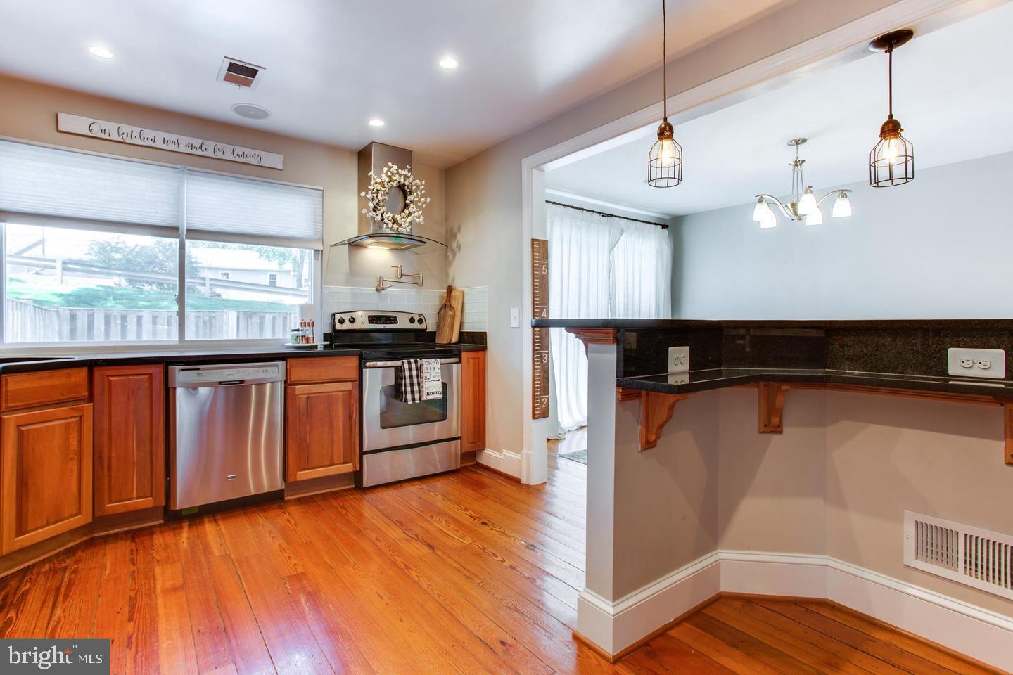 GLEN COVE - Residential Lease