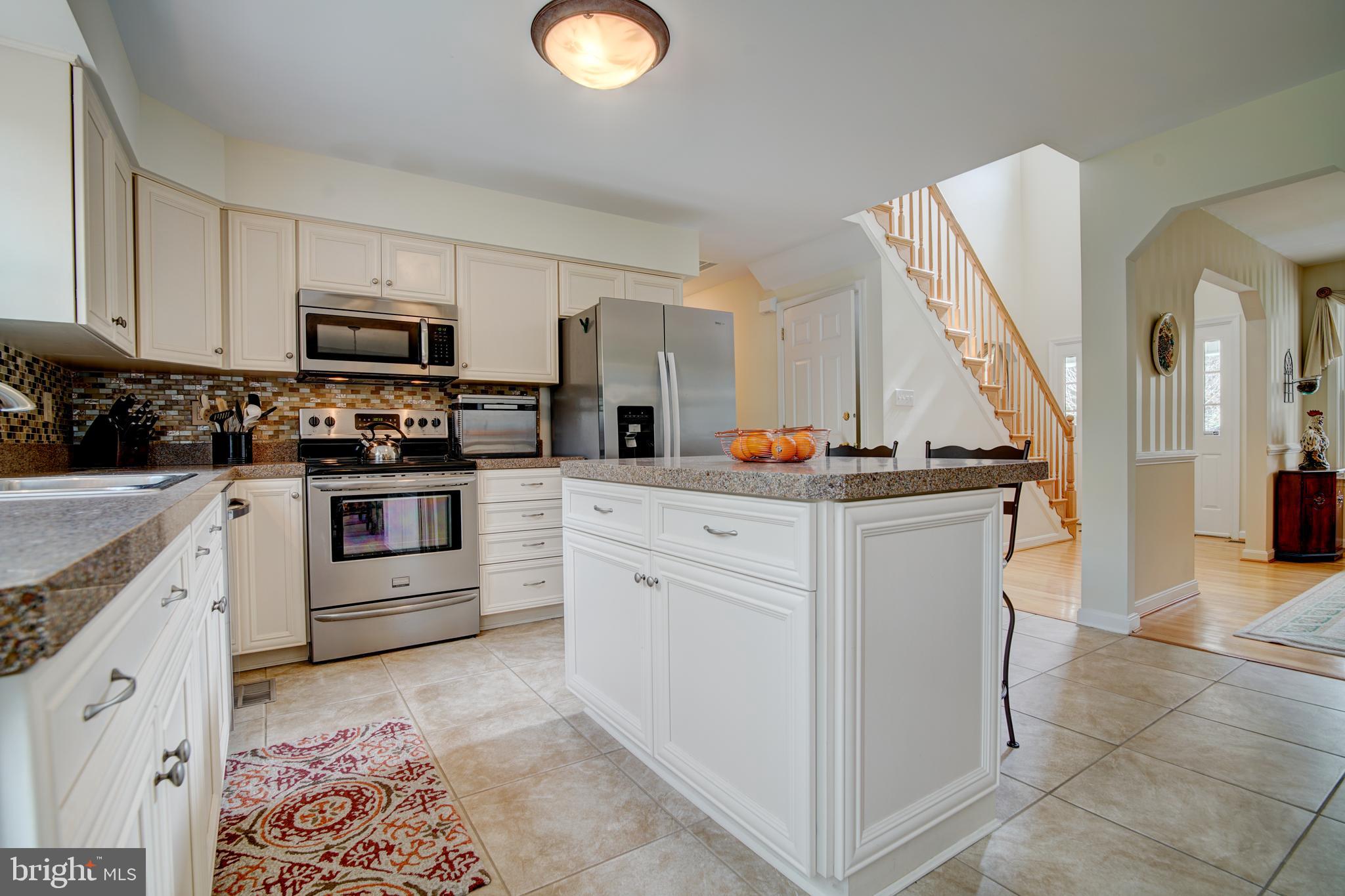 AUGUST RUN - Residential