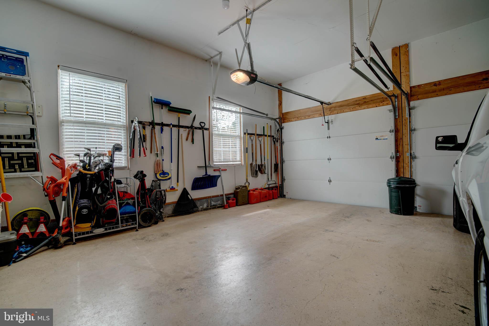 AUGUST RUN - Residential