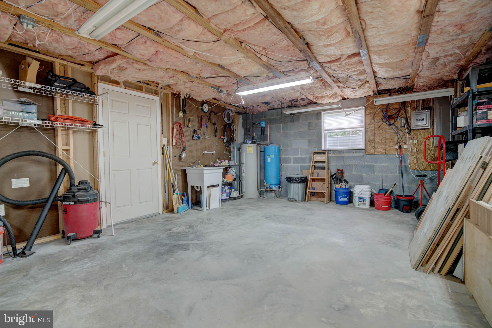 AUGUST RUN - Residential