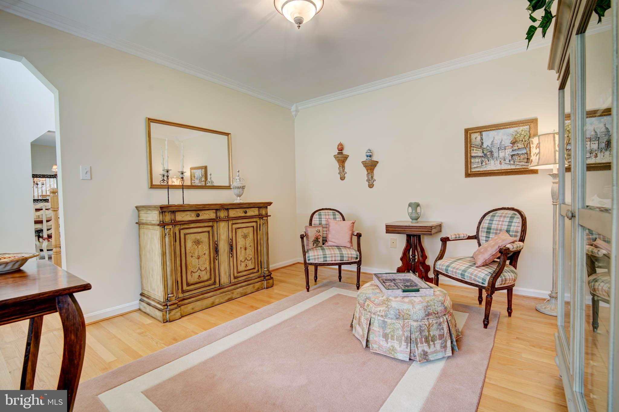 AUGUST RUN - Residential