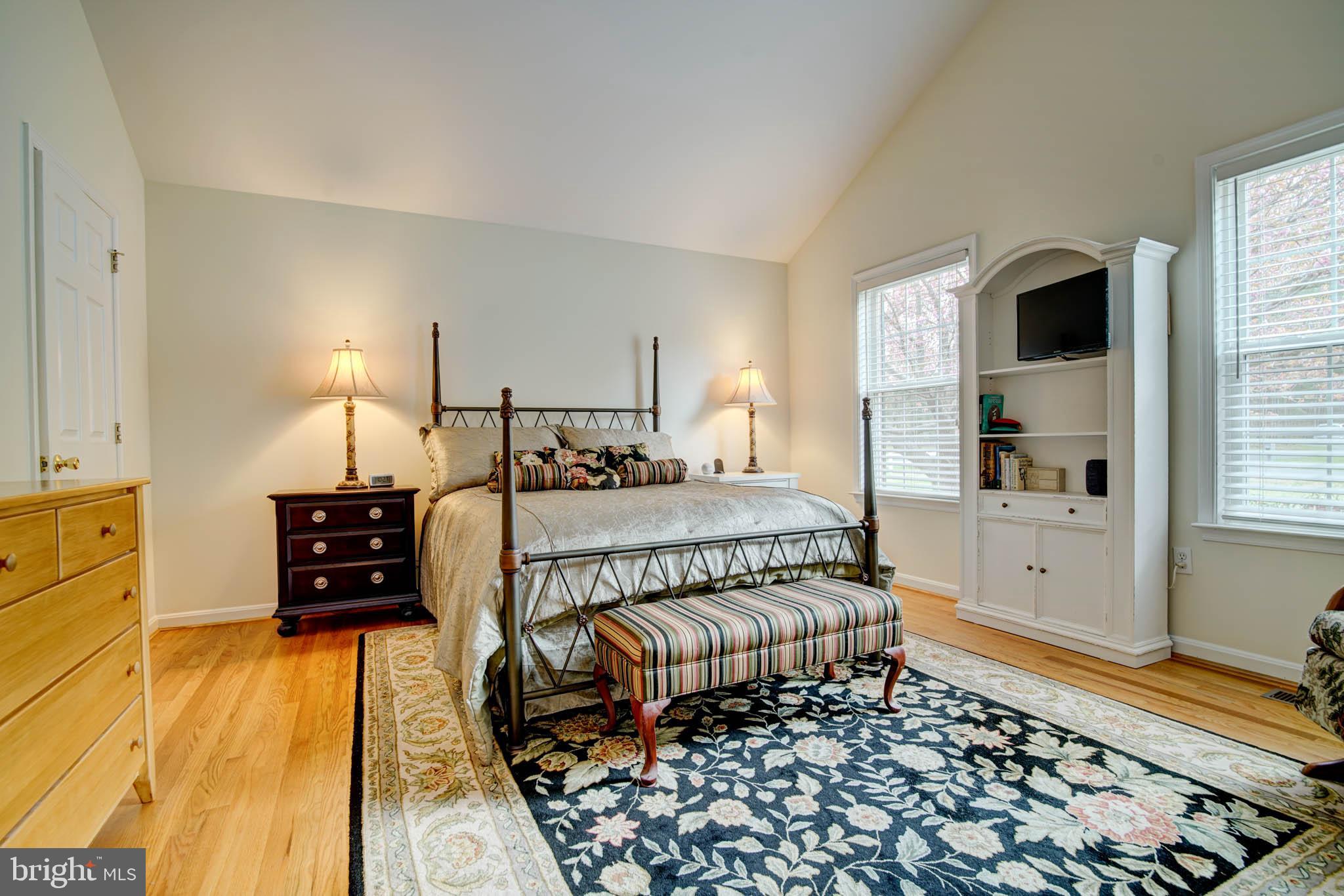 AUGUST RUN - Residential