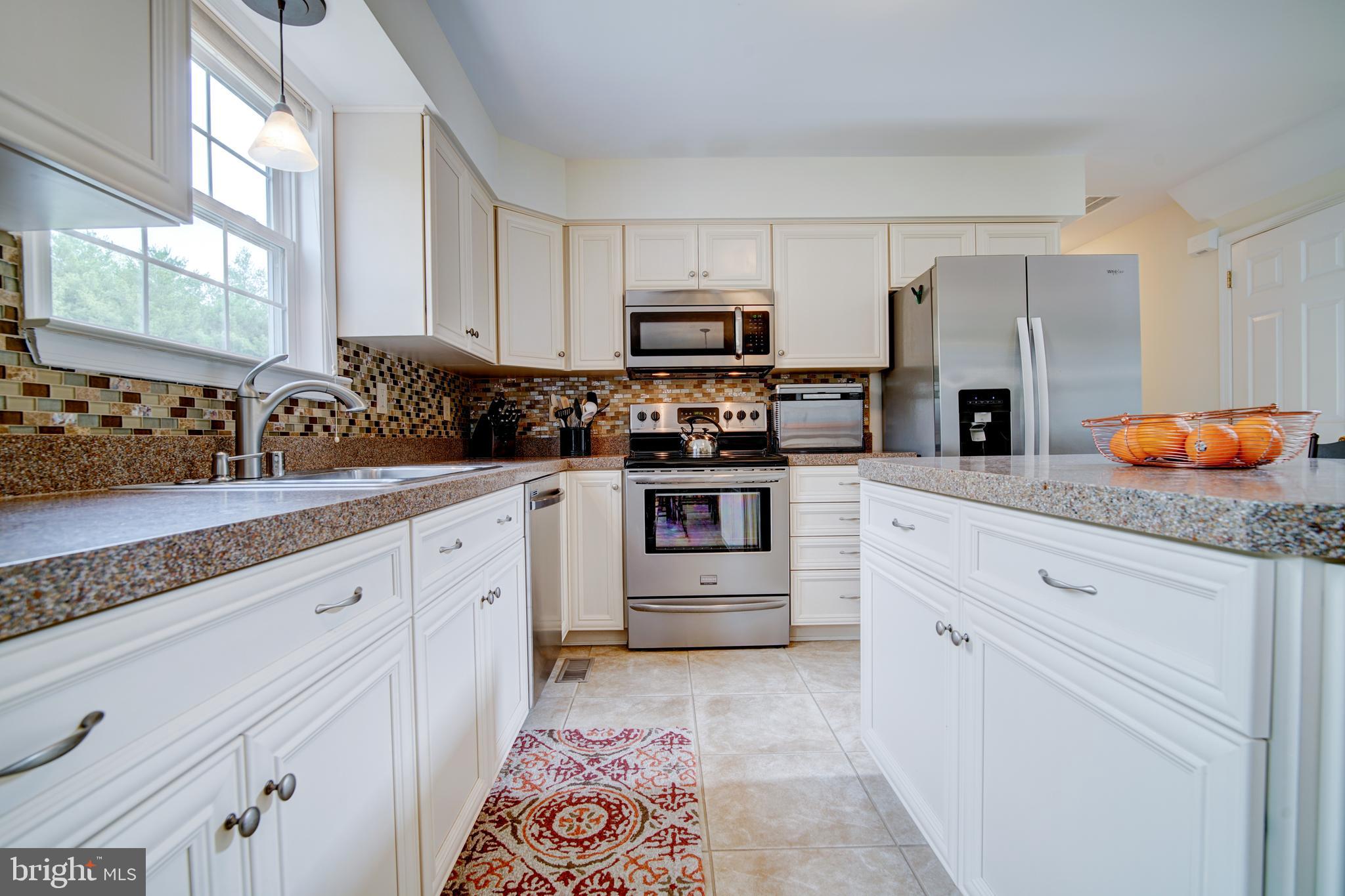 AUGUST RUN - Residential