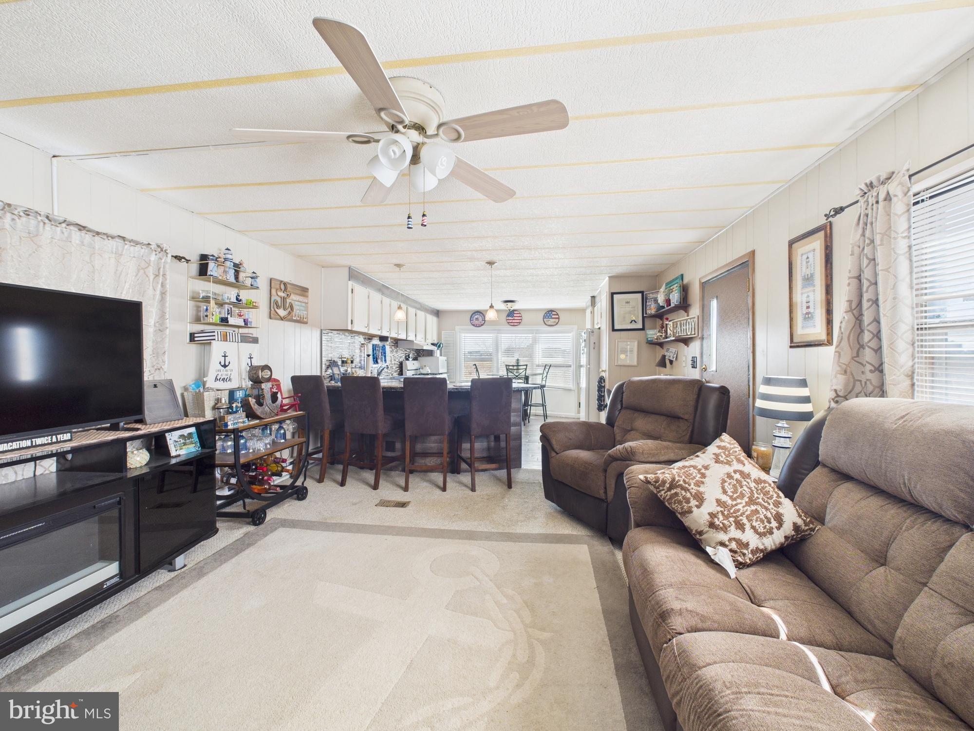 WHISPERING PINE MHP - Residential