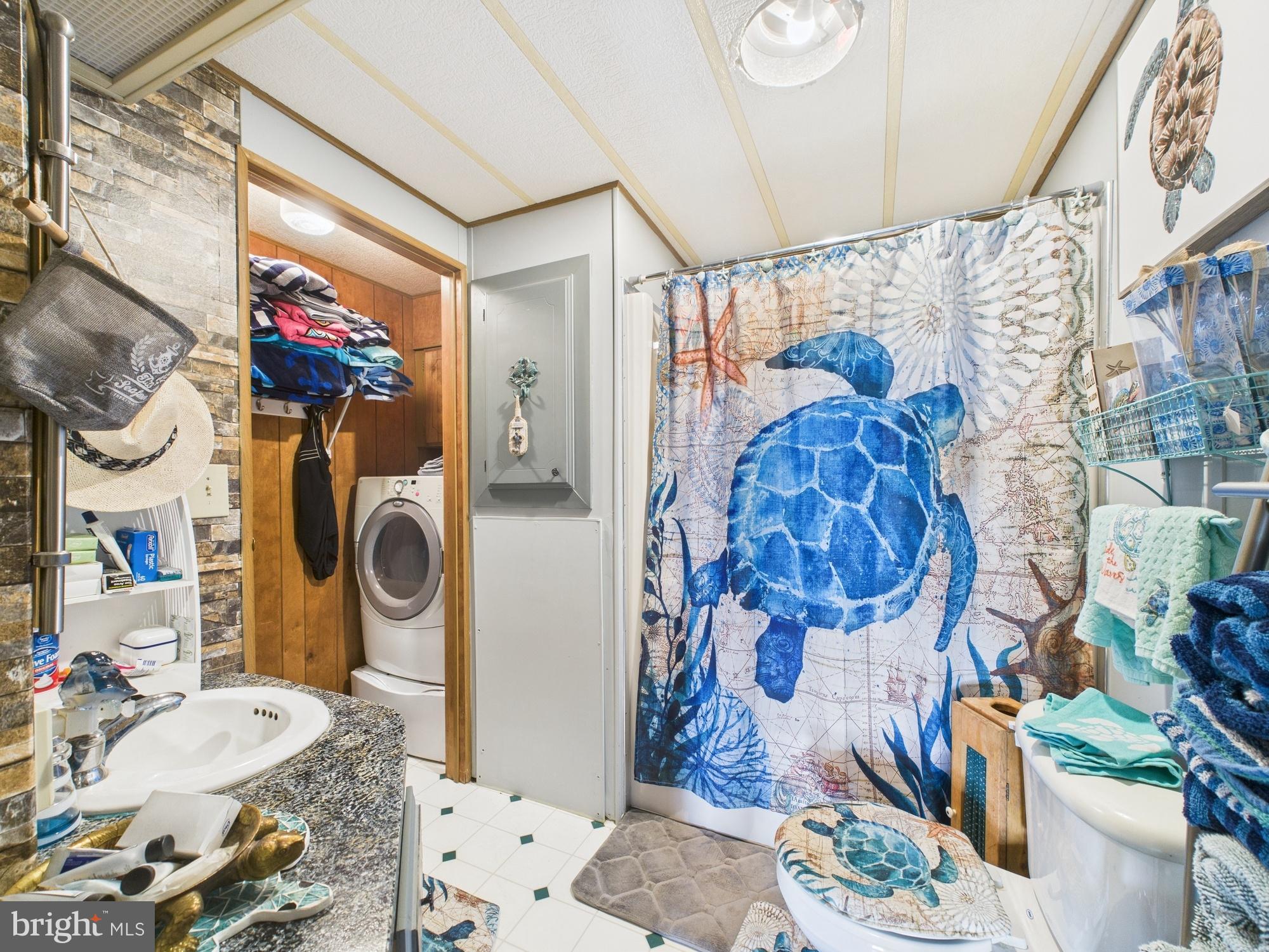 WHISPERING PINE MHP - Residential