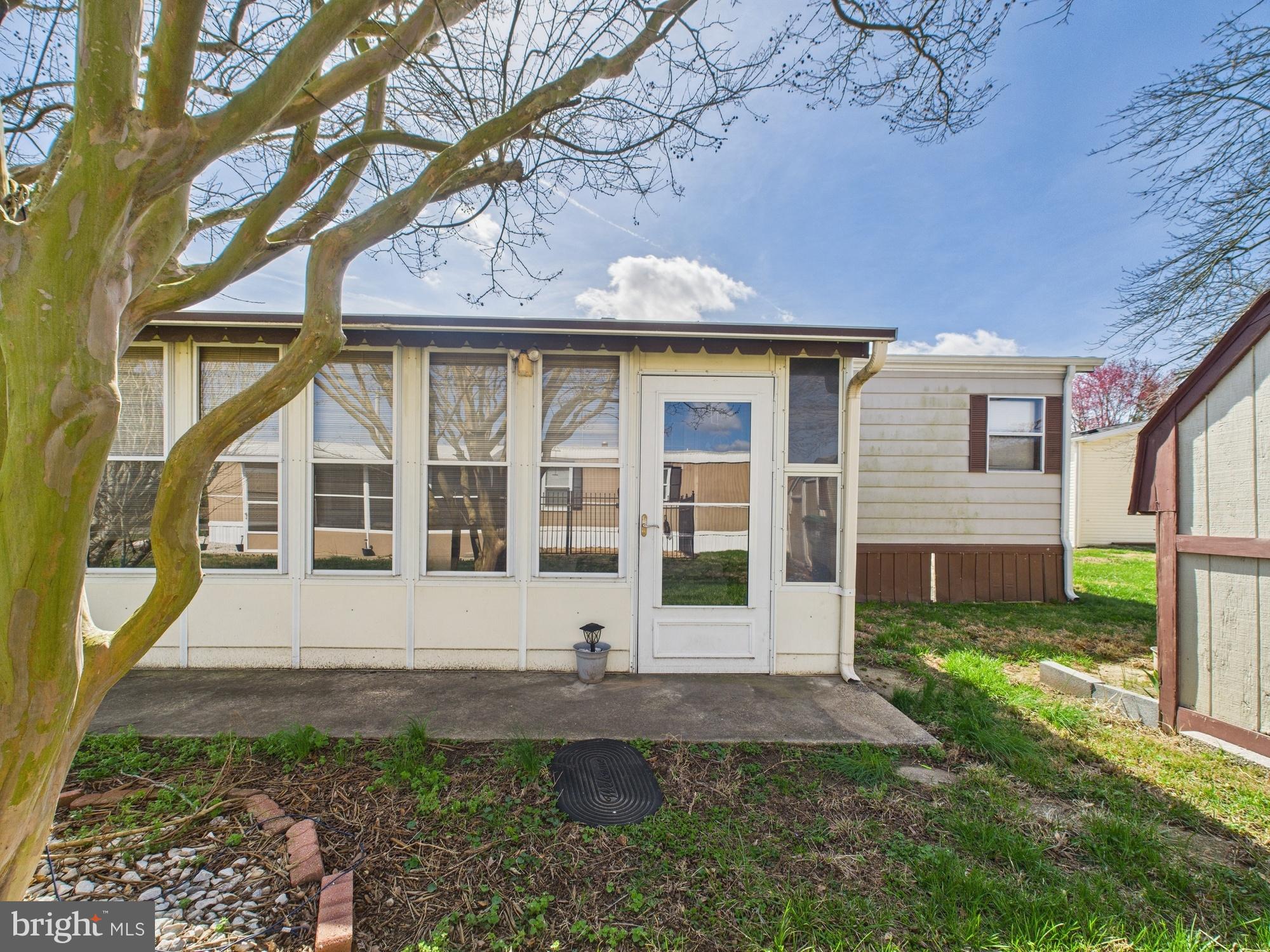 WHISPERING PINE MHP - Residential