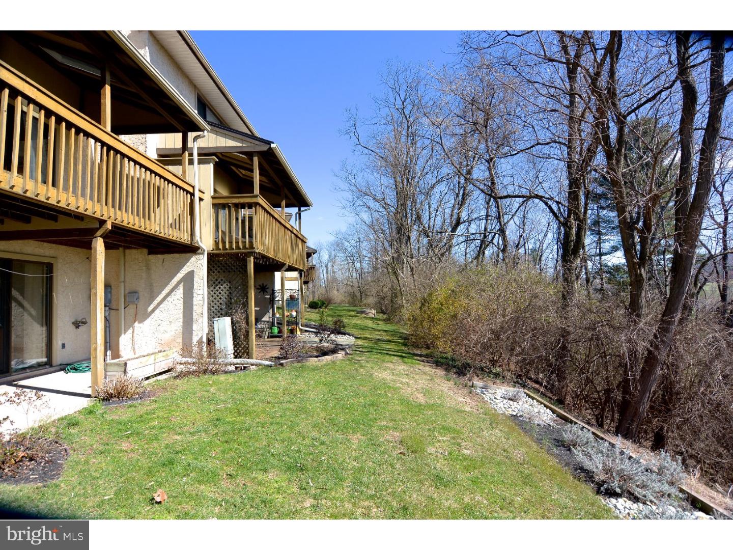 FLYING HILLS - Residential