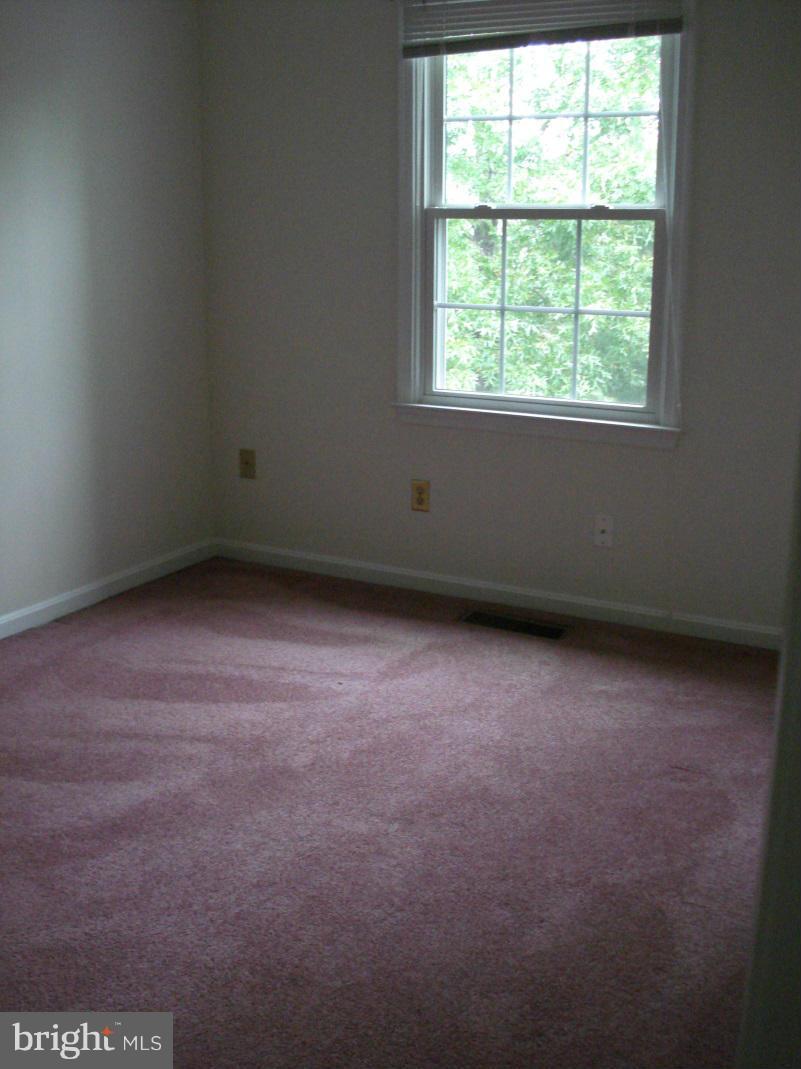 KINGSTOWNE - Residential Lease