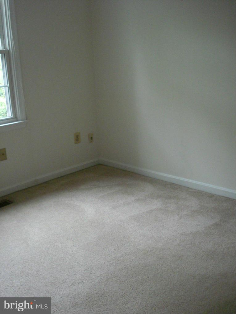 KINGSTOWNE - Residential Lease