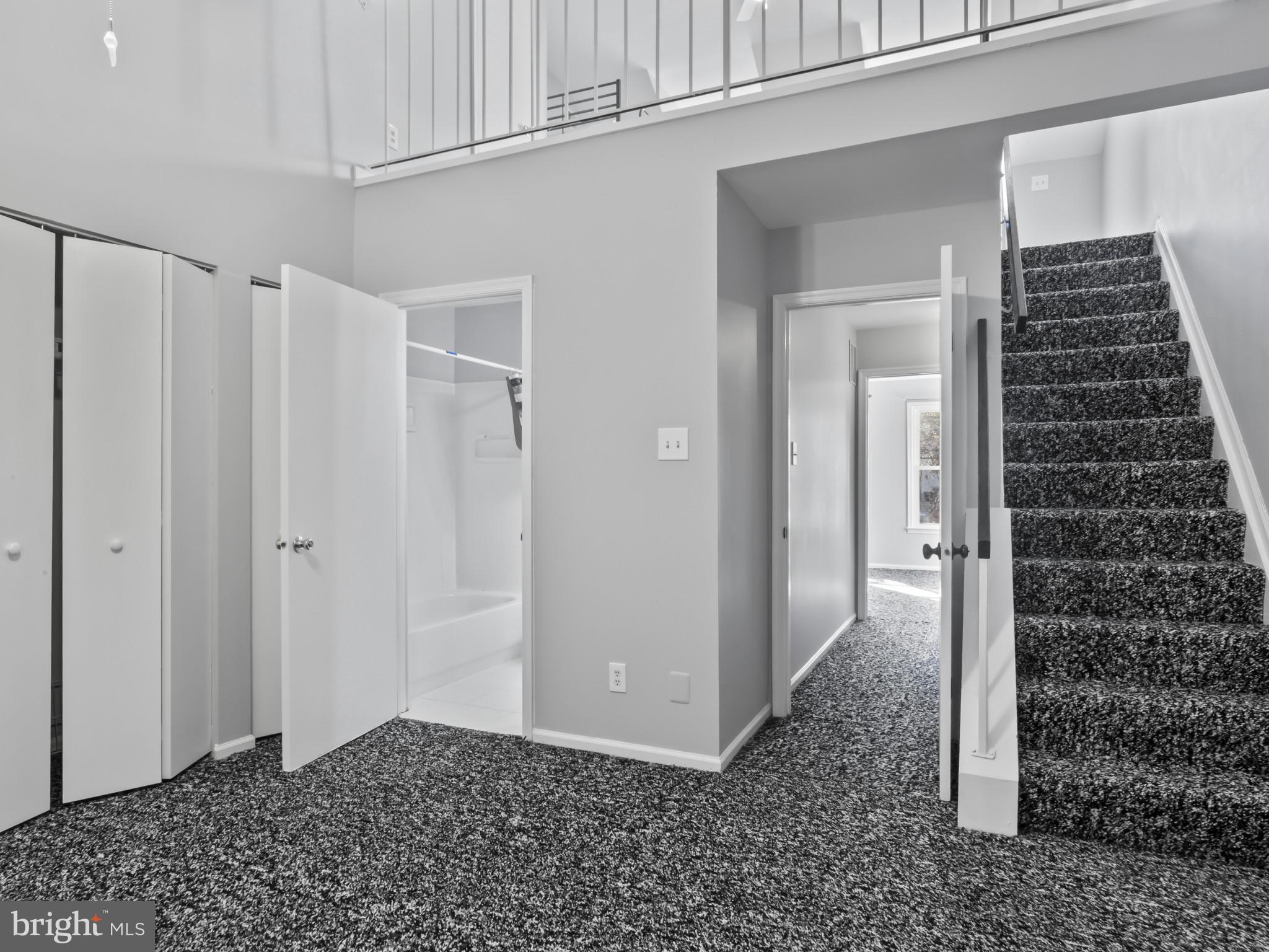 GREENCASTLE MANOR - Residential