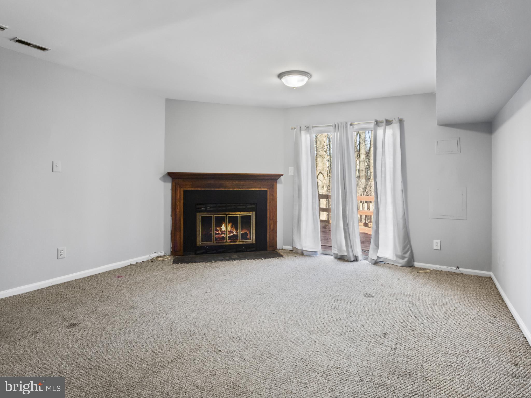 GREENCASTLE MANOR - Residential