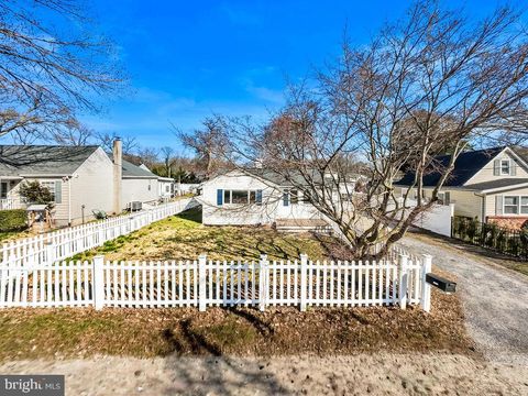 Homes For Sale - 279 Magothy Beach Road<br/> PASADENA, MD 21122