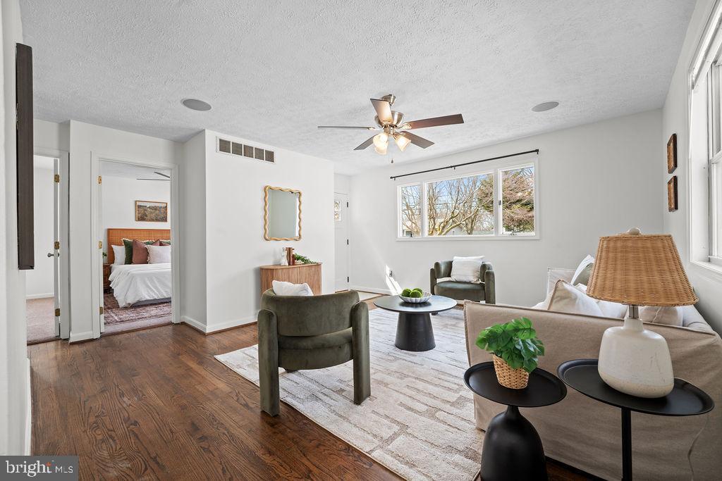 279 MAGOTHY BEACH ROAD