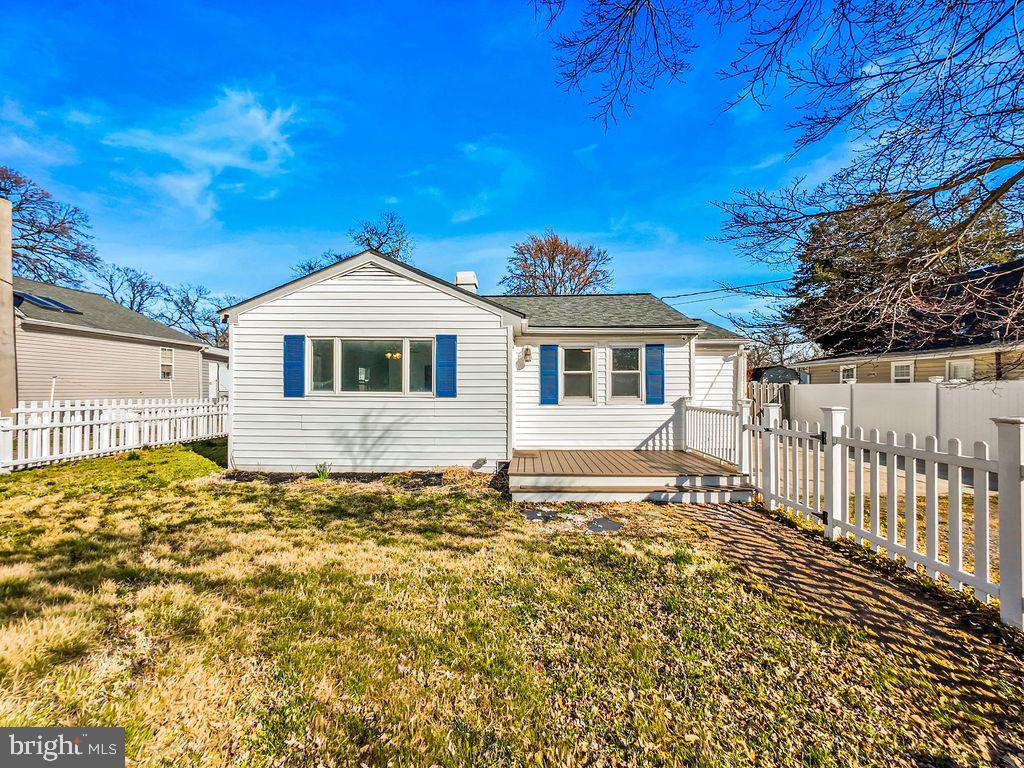 279 MAGOTHY BEACH ROAD