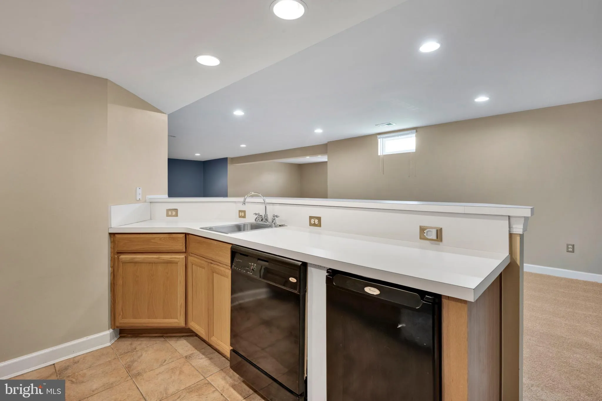 Harbeson, Delaware 19951, United States, 5 Bedrooms Bedrooms, ,4 BathroomsBathrooms,Residential,Active,182934