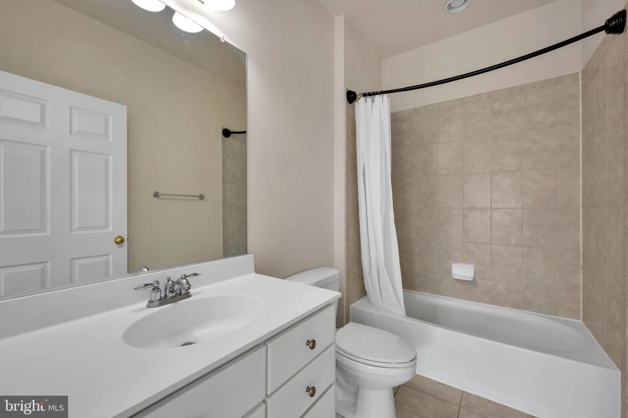 Harbeson, Delaware 19951, United States, 5 Bedrooms Bedrooms, ,4 BathroomsBathrooms,Residential,Active,182934