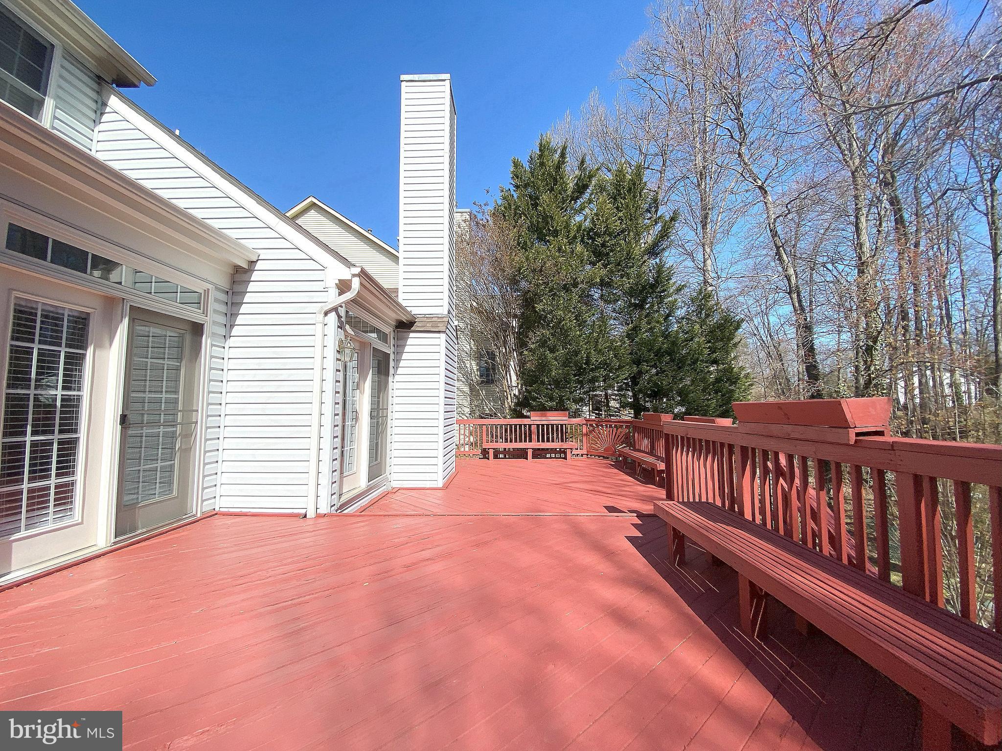 VALLEY VIEW MANOR - Residential Lease