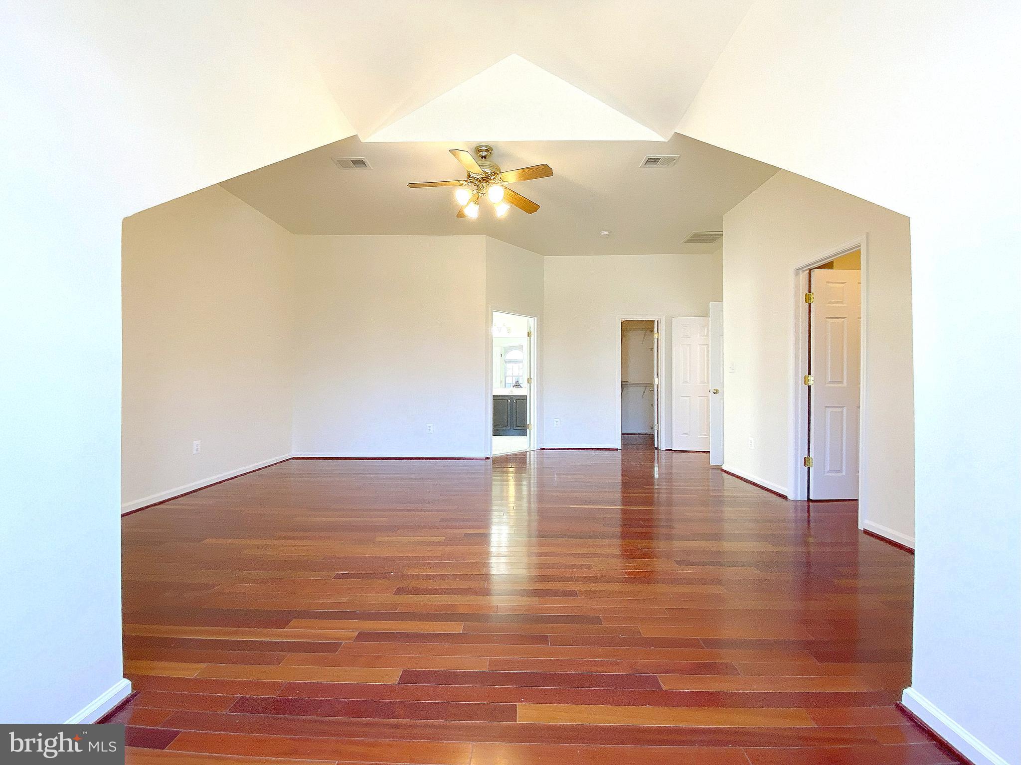 VALLEY VIEW MANOR - Residential Lease