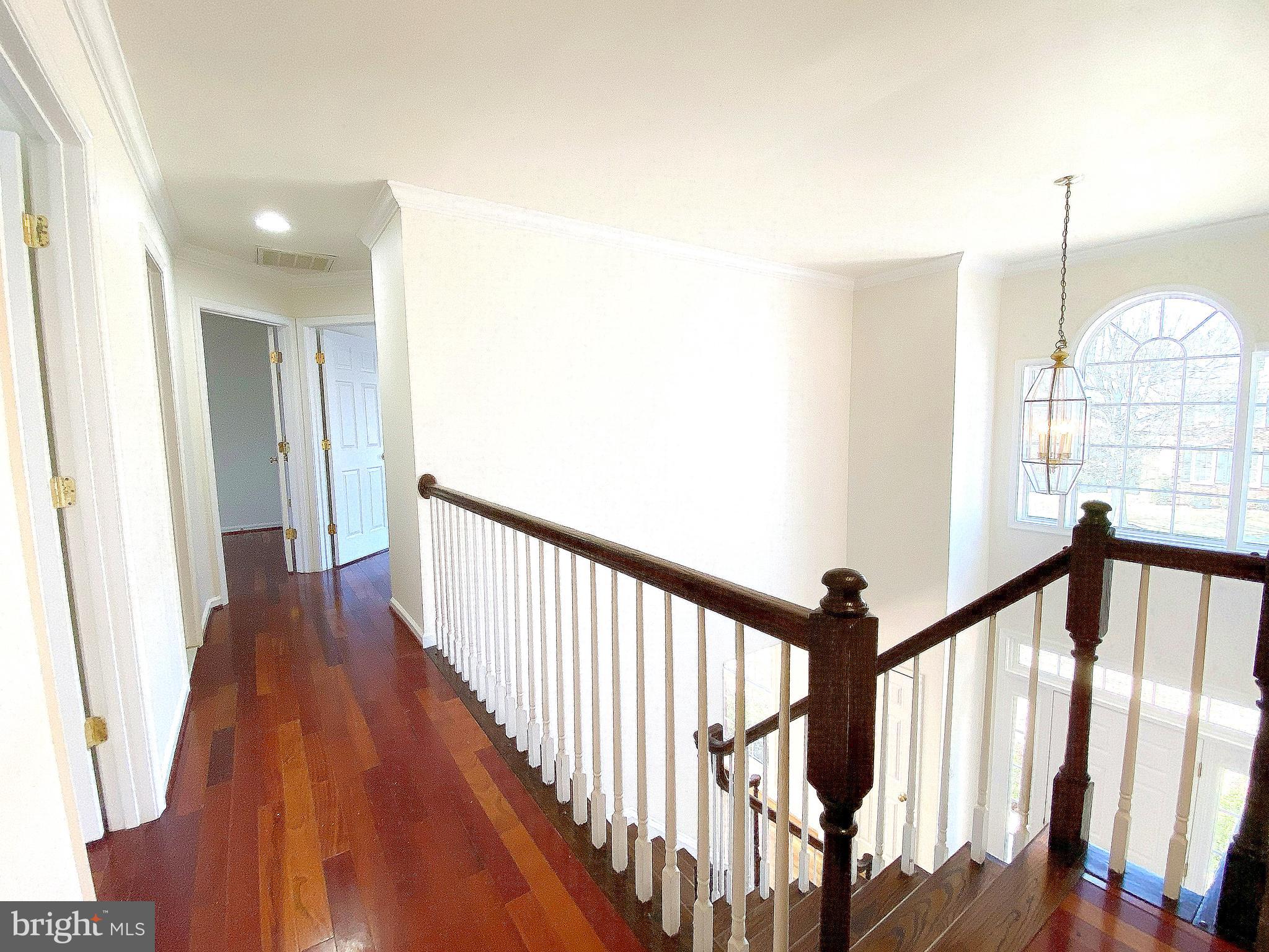 VALLEY VIEW MANOR - Residential Lease