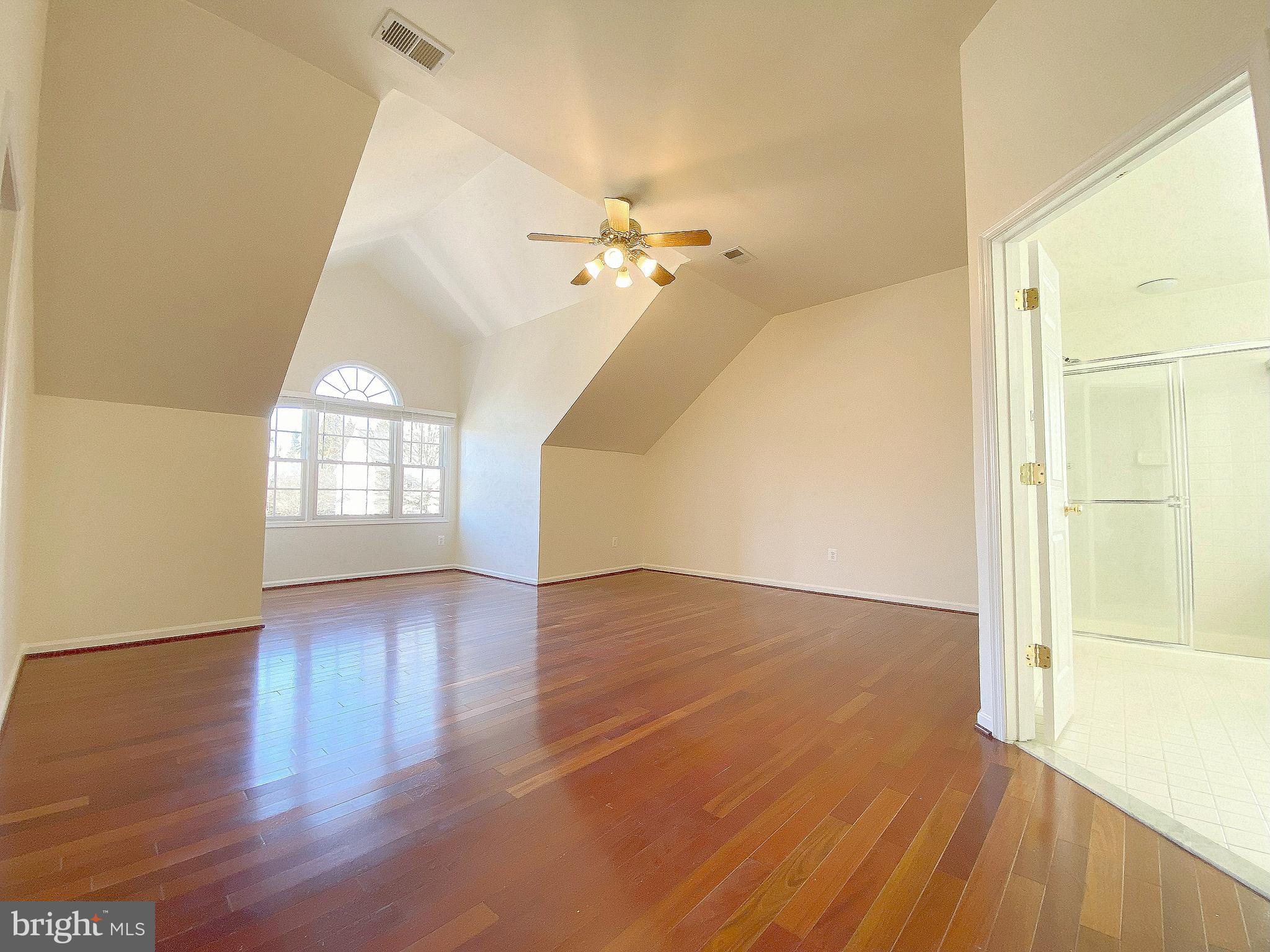 VALLEY VIEW MANOR - Residential Lease