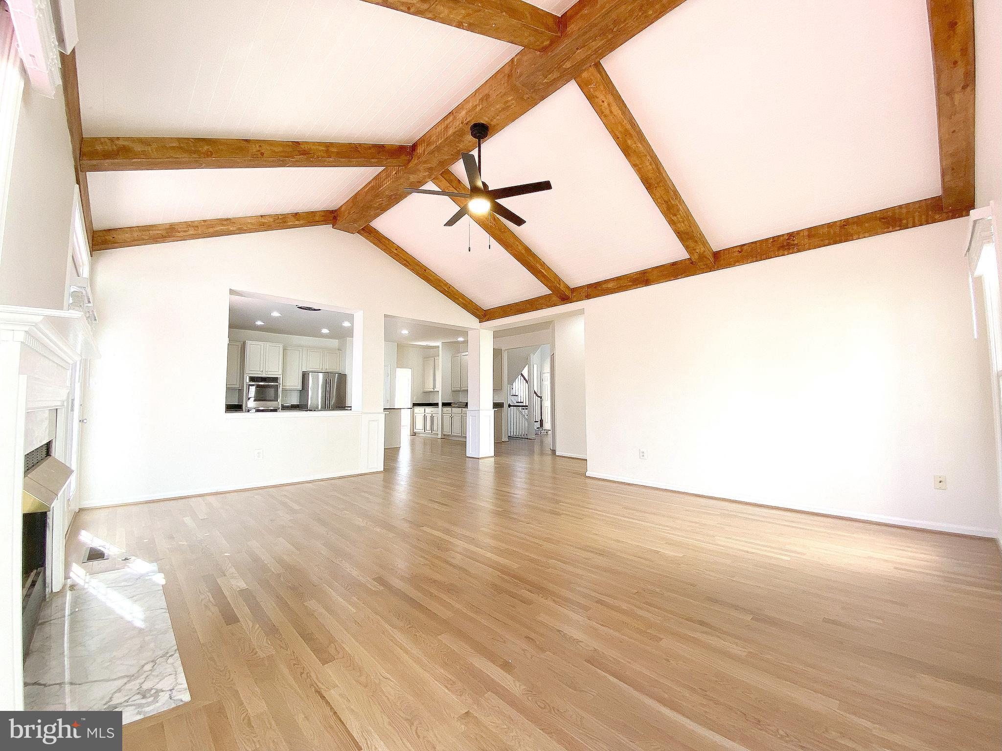 VALLEY VIEW MANOR - Residential Lease