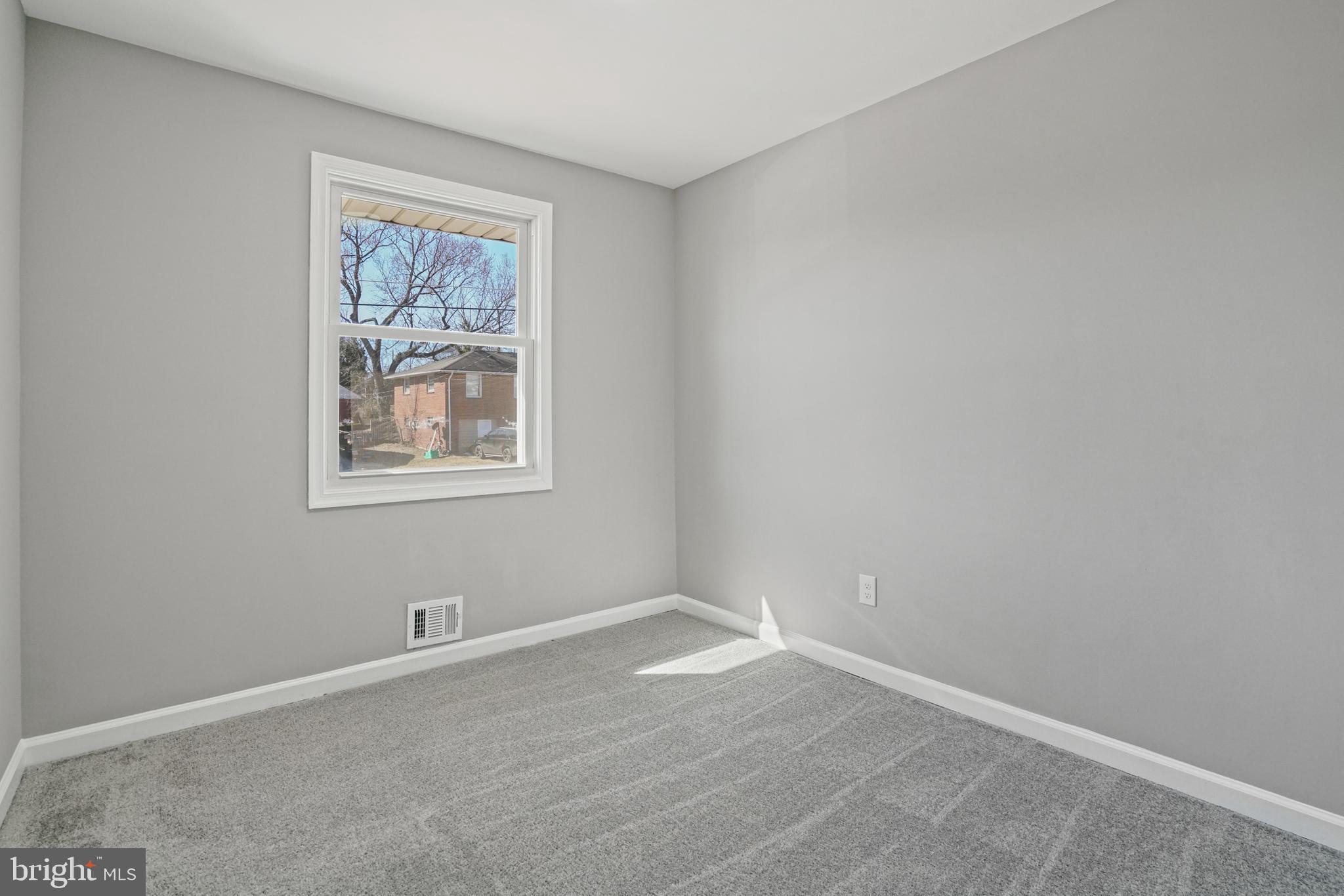 RIVER RIDGE ESTATES - Residential